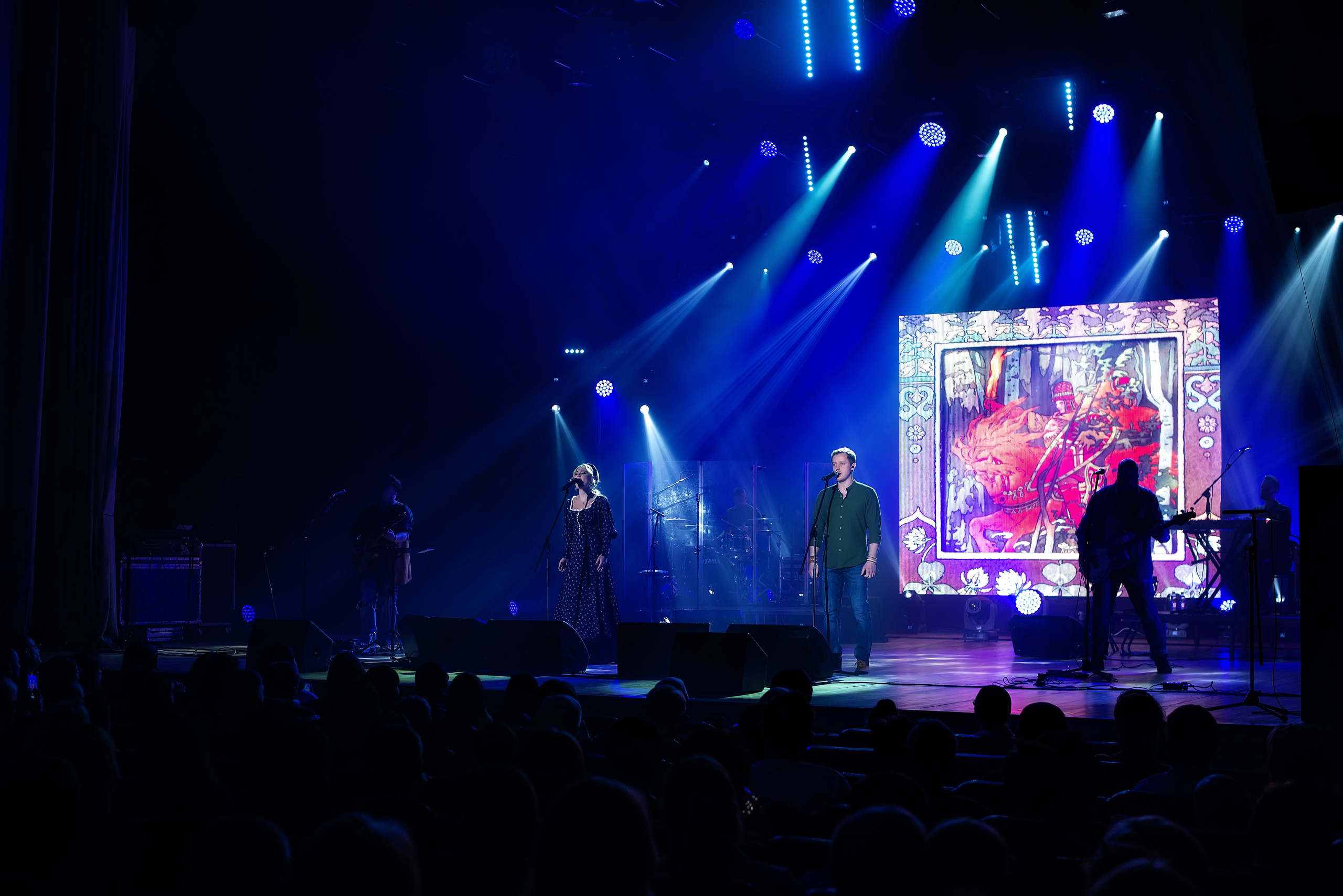 Концерт Пелагеи. Школьный, фэшн фотограф в Тюмени и в России Ирина Королева