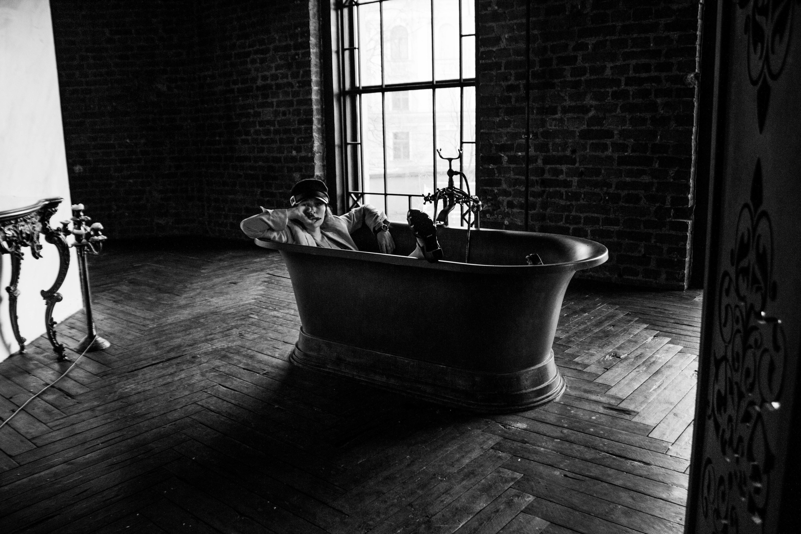 Fashion Photographer in Georgia. Photographer in Georgia UAE Russia Nekit Fox