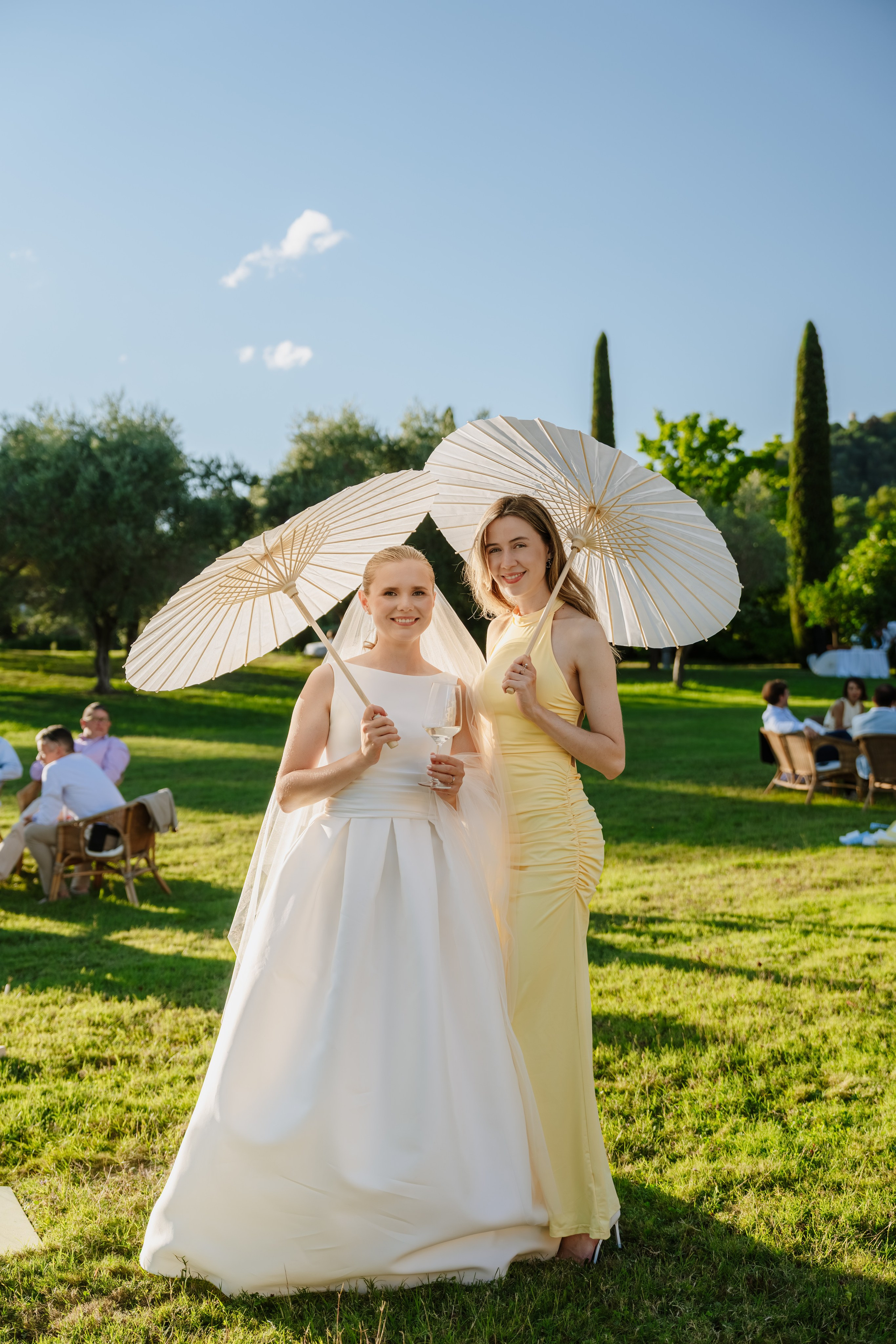 Vera & Lorenzo | Biella, Italy. Professional Wedding Photographer Geneva & Romande Switzerland | Tanya Creator