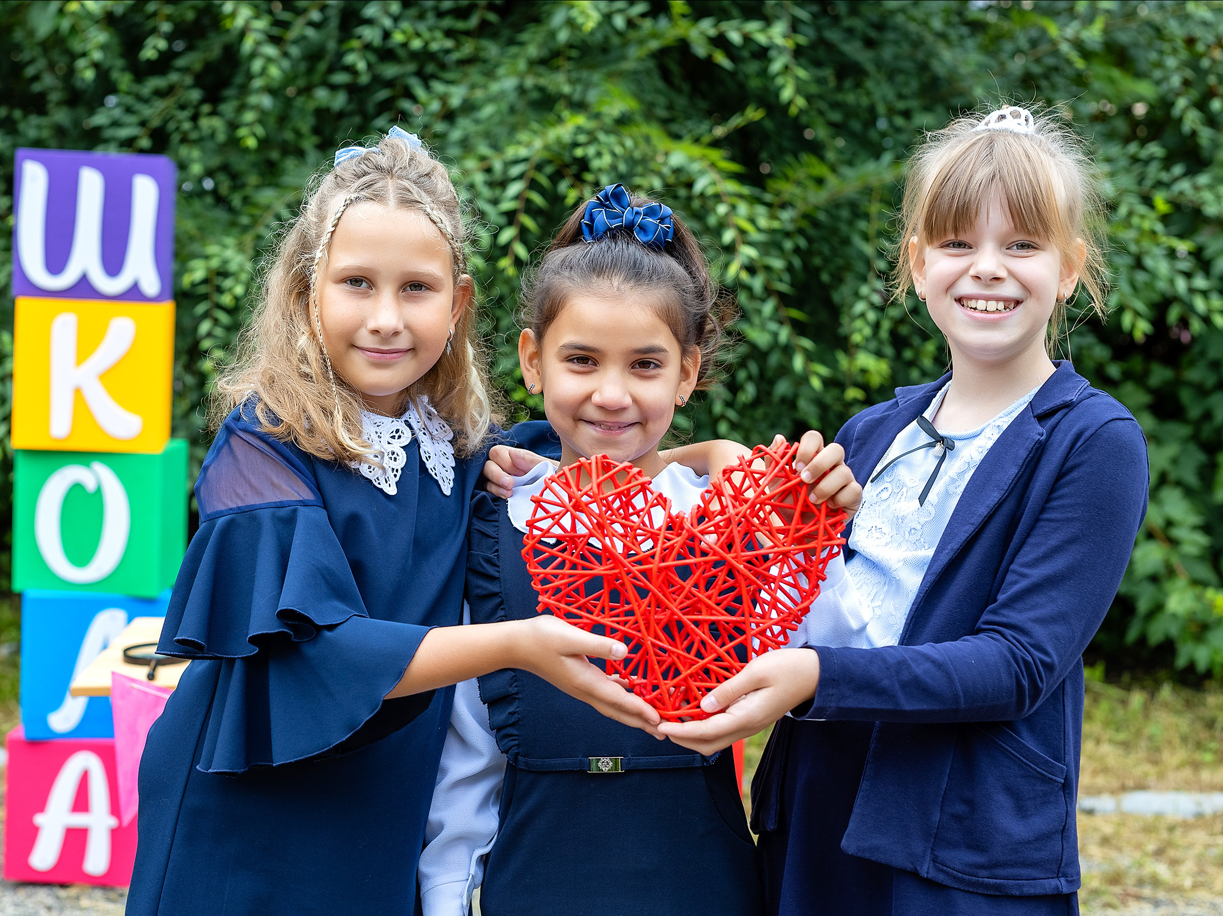 3-Б, 44 школа Фотопроект «Здравствуй, Школа». Стильный выпускной альбом Владивосток фотограф Вероника Мигачева