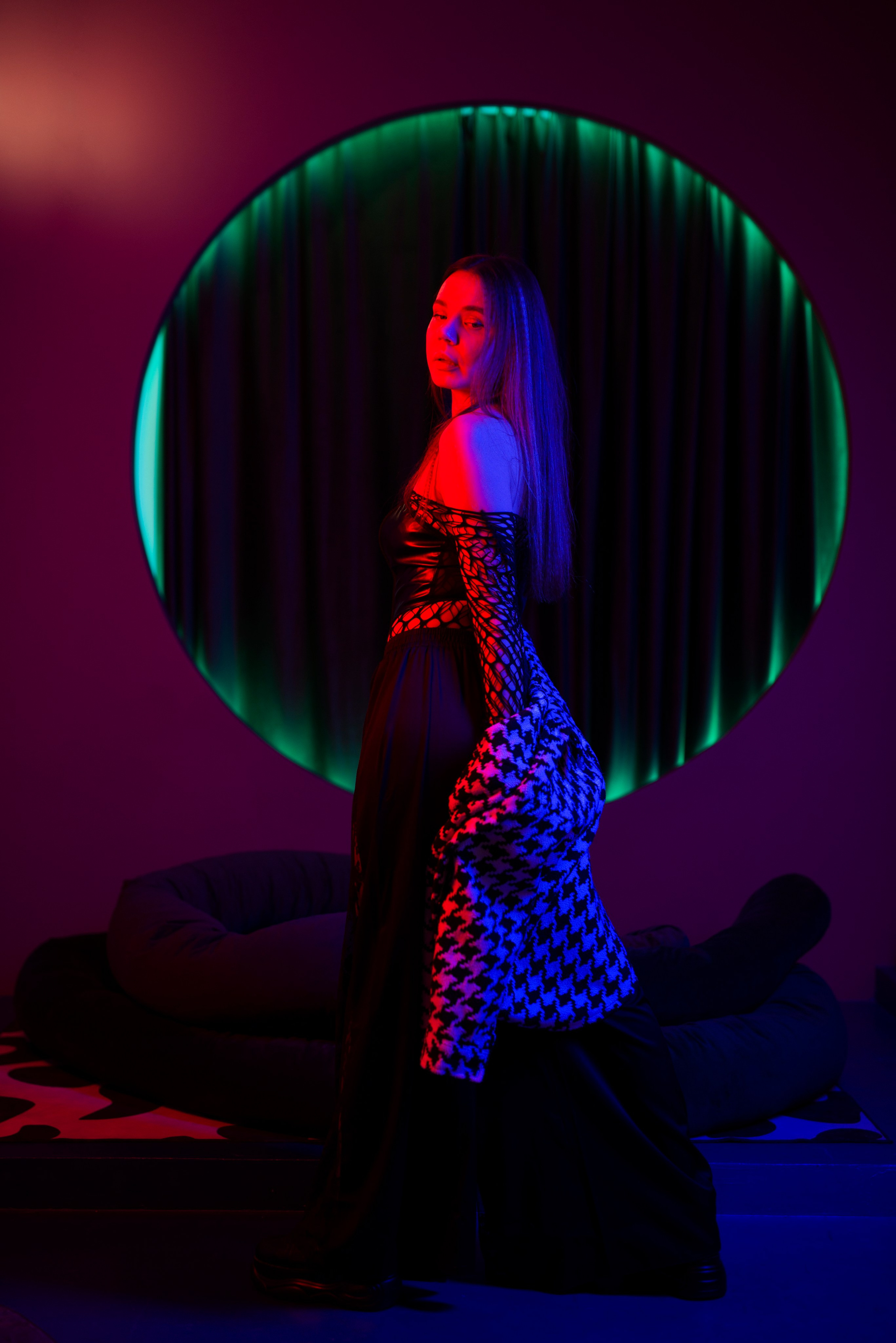 Анастасия Соловьёва. Неоновый портрет