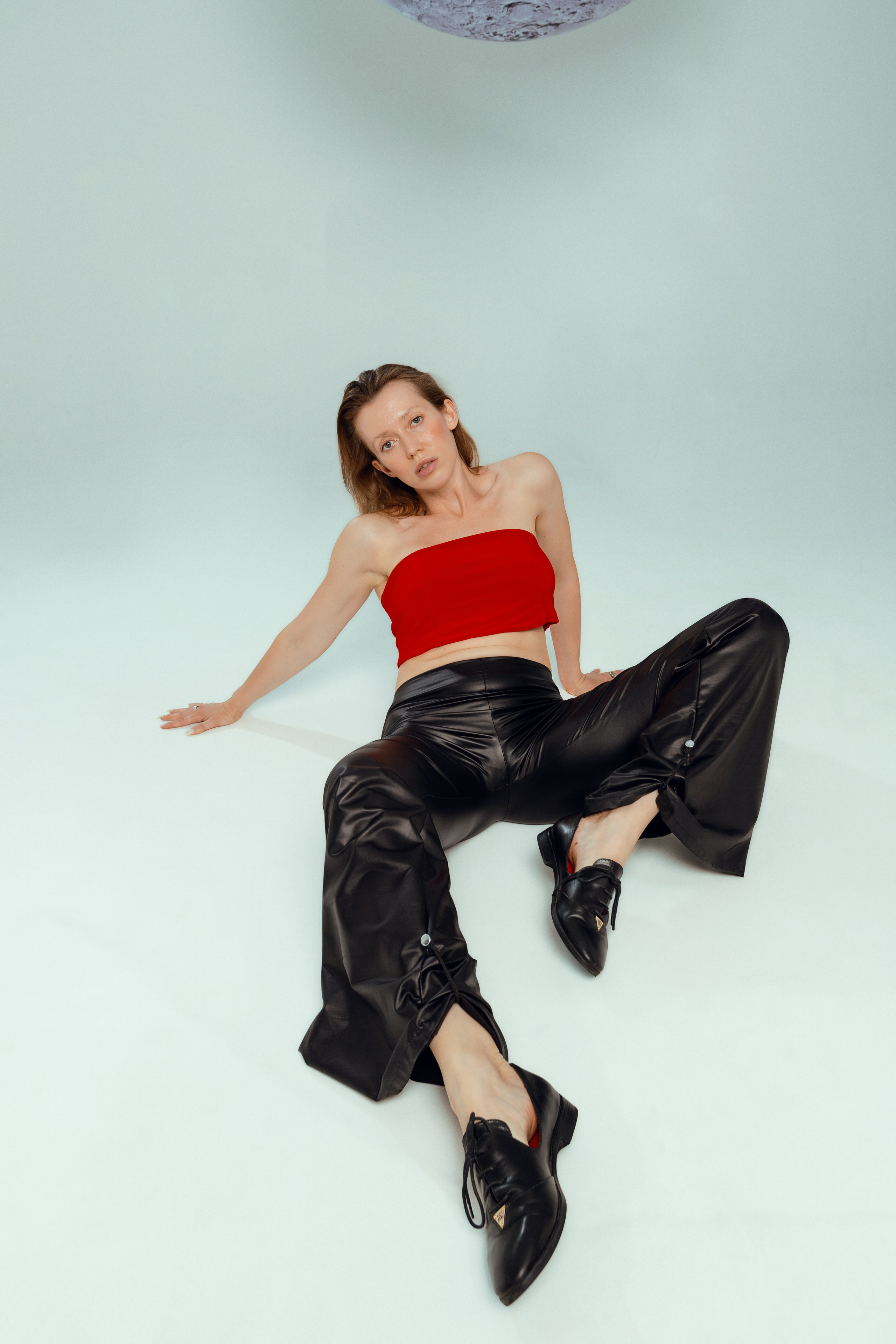 Luvmirrors. Портретный фотограф в Москве Адела Гортолум