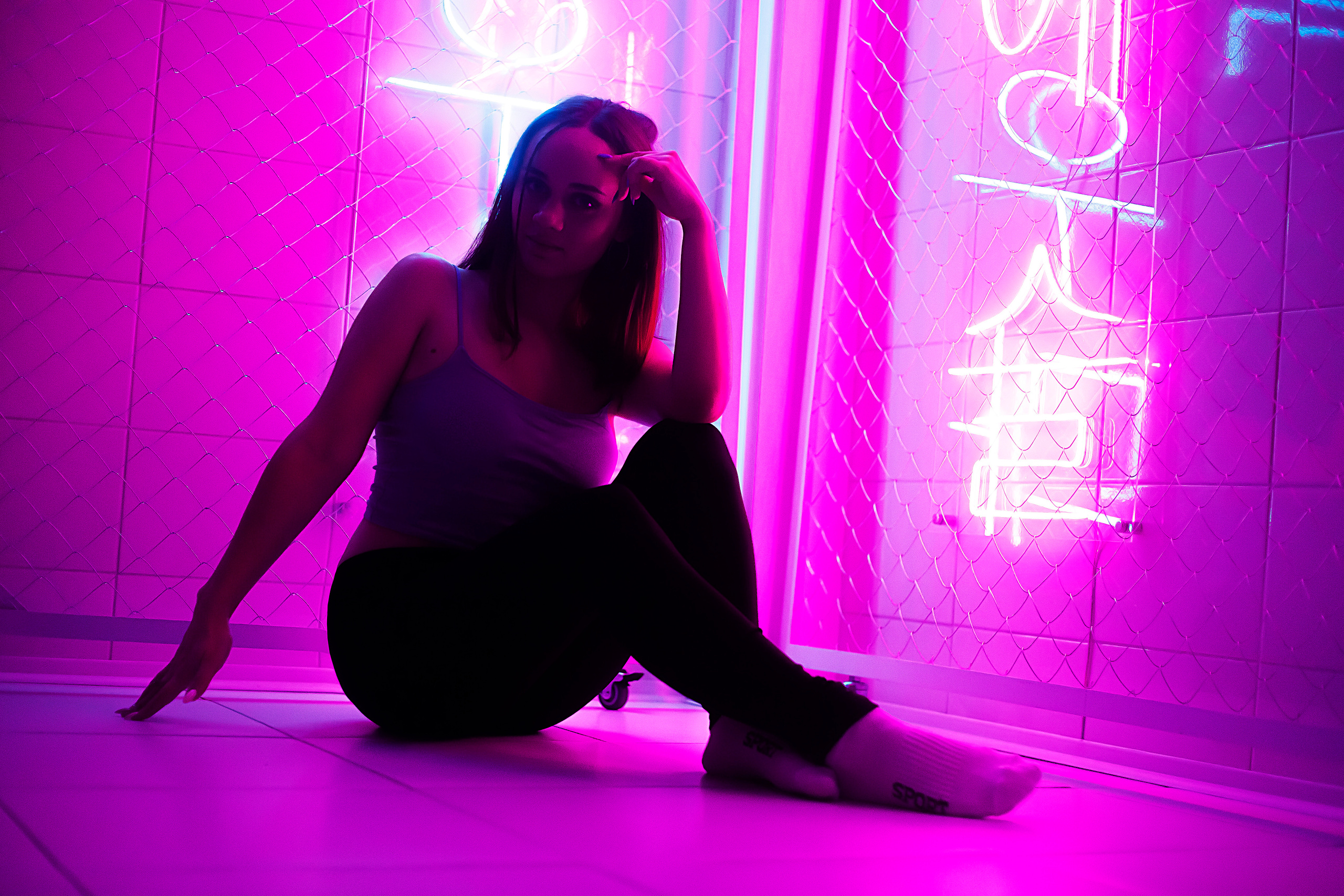 Неоновая ловушка. Фотограф Роман Витвицкий