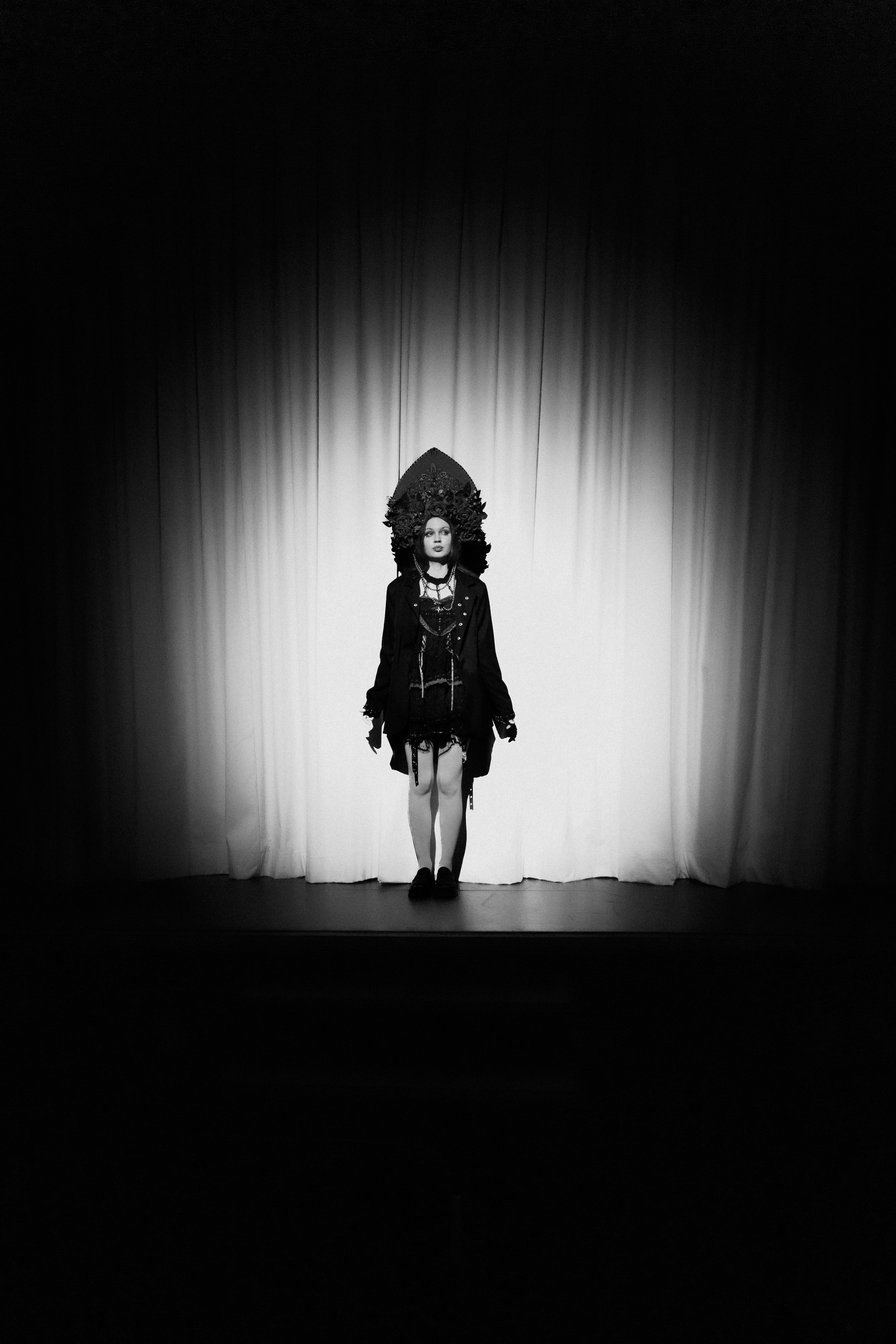 КРИМ ПЛИН — Девица. RUSLAN ROZANOV