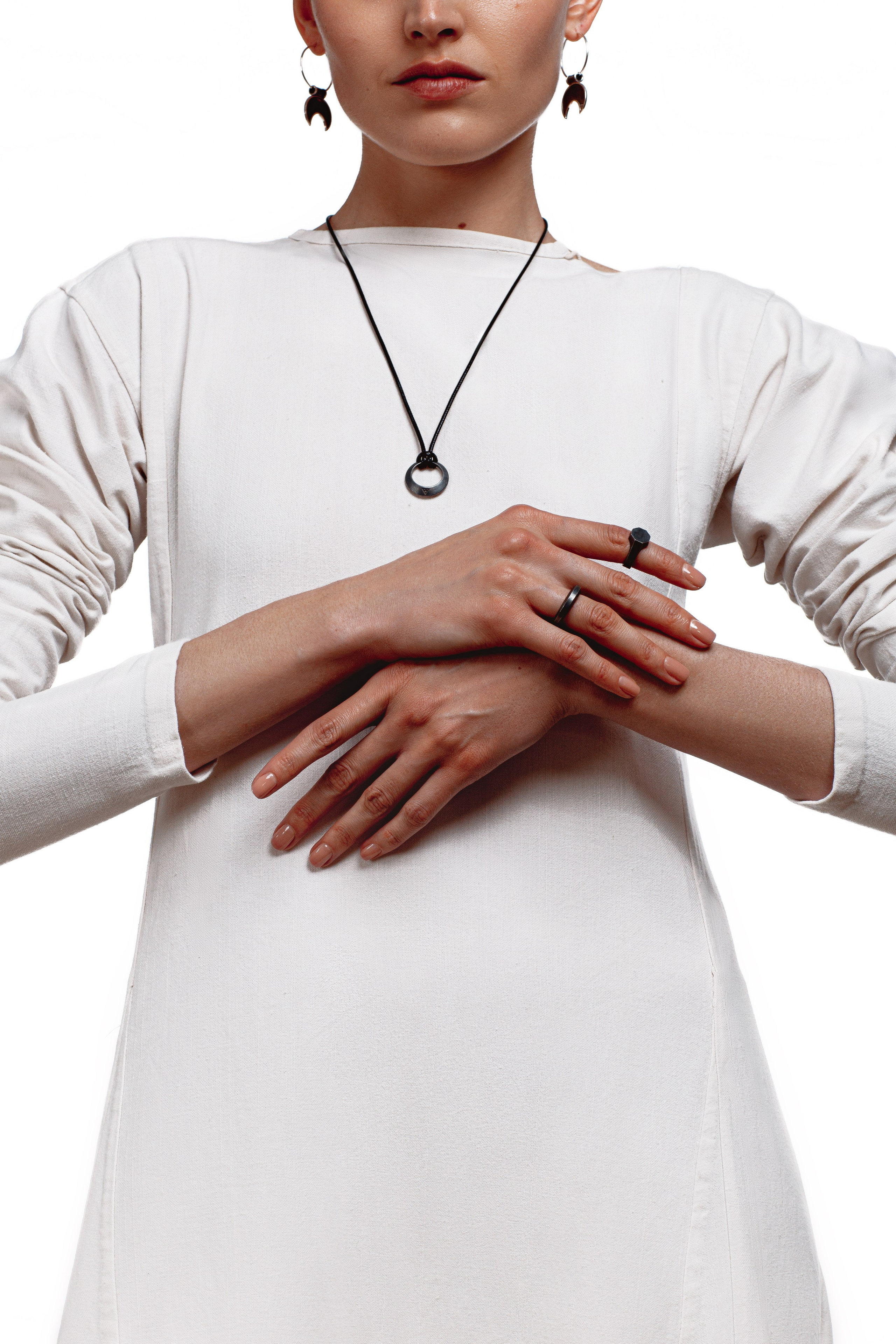 Архетипы Х L.O.M. catalog + campaign 2024. Жиркова Ирина — фотограф для брендов в Москве