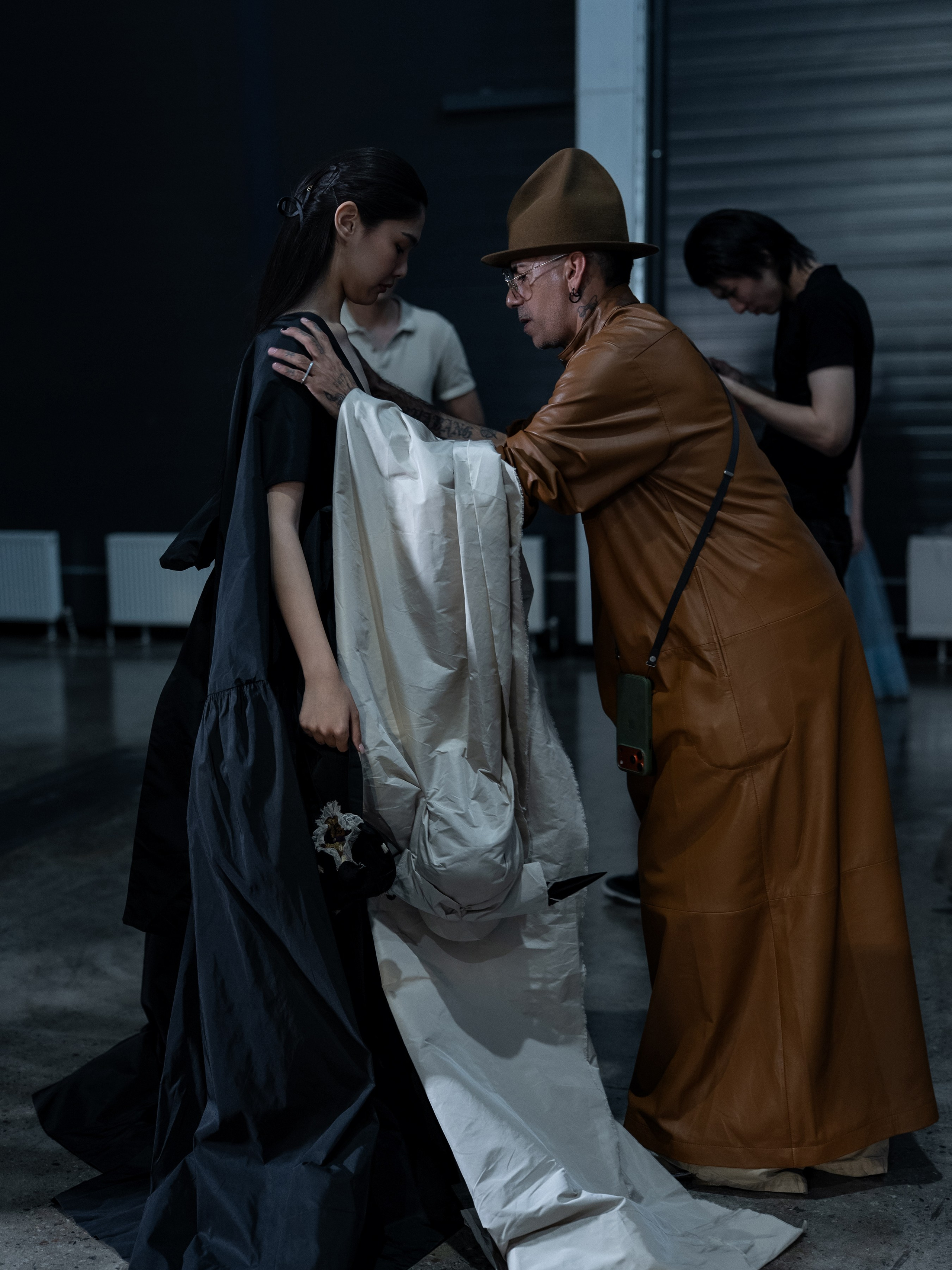 Visa Fashion Week Almaty Pre-Fall 2026 April Backstage Day 2. Сайт Алматинского НЮ АРТ, будуар и фэшн фотографа Дениса Карпенко
