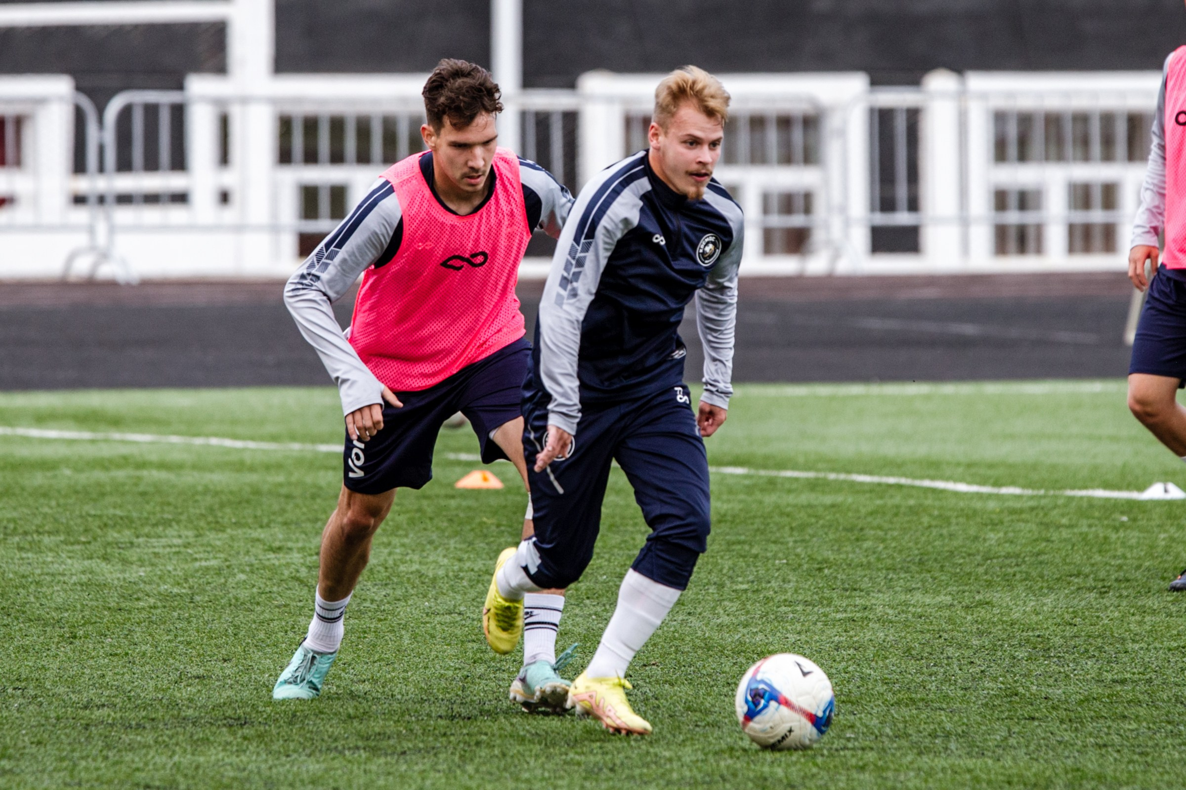 Первенство России по футболу LEON-Вторая лига Б | ФК Иркутск — Космос (Долгопрудный) | 14.09.25. Фотограф в Иркутске Евгения Айвазова