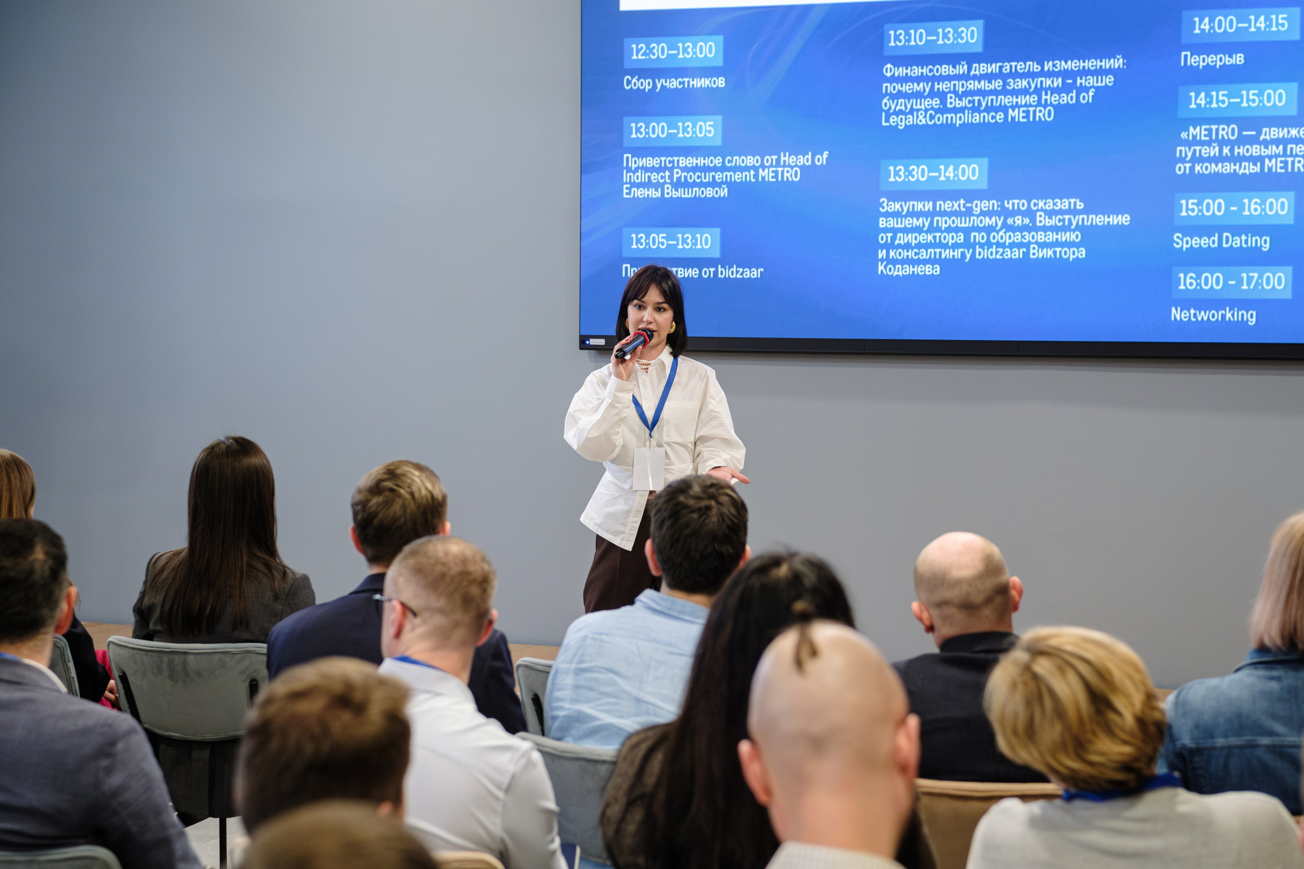 METRO. Репортажный и портретный фотограф в Москве Илья Спиридонов