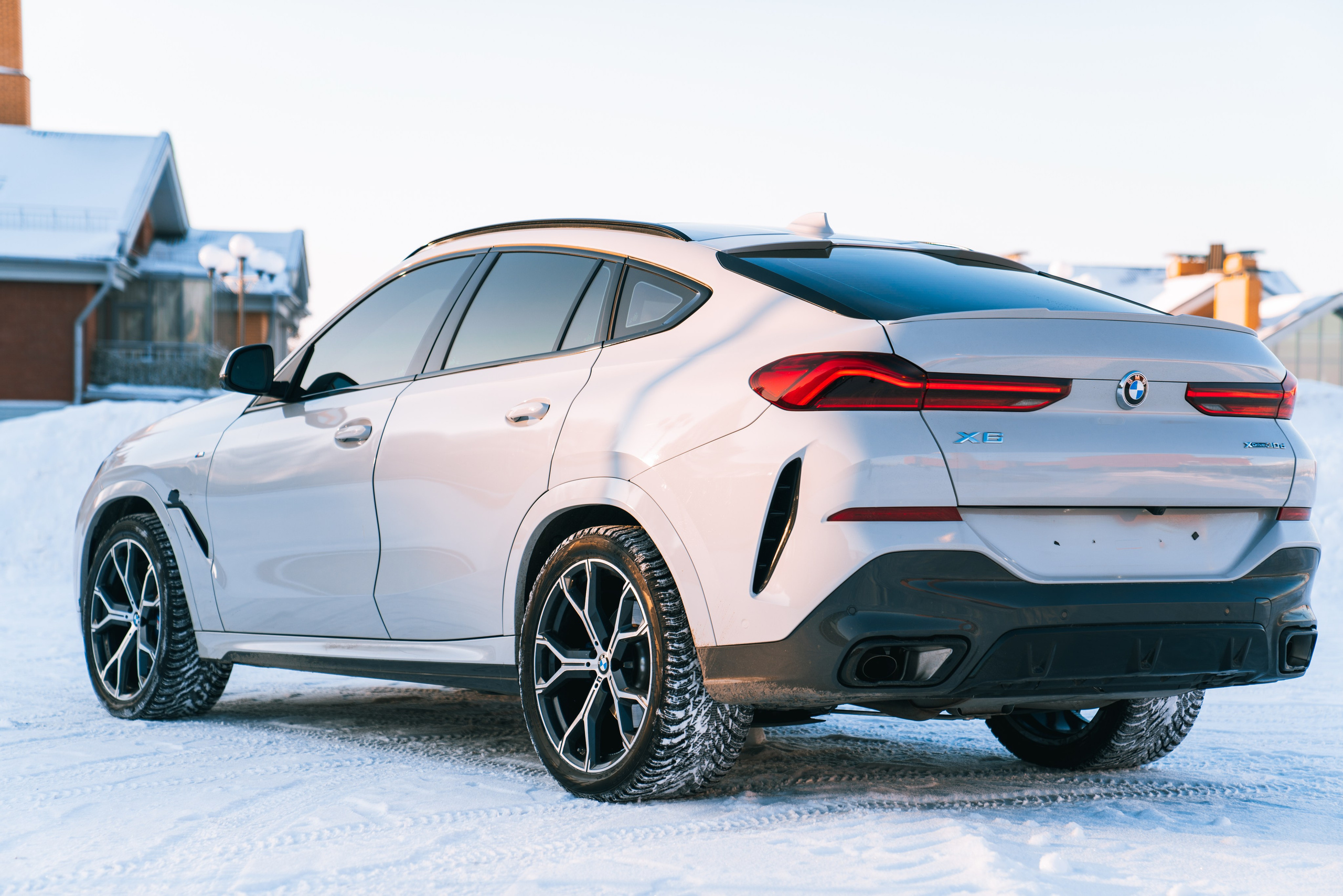 BMW X6 30d X-Drive. Идеальные портреты для соцсетей — Фотограф Ленар