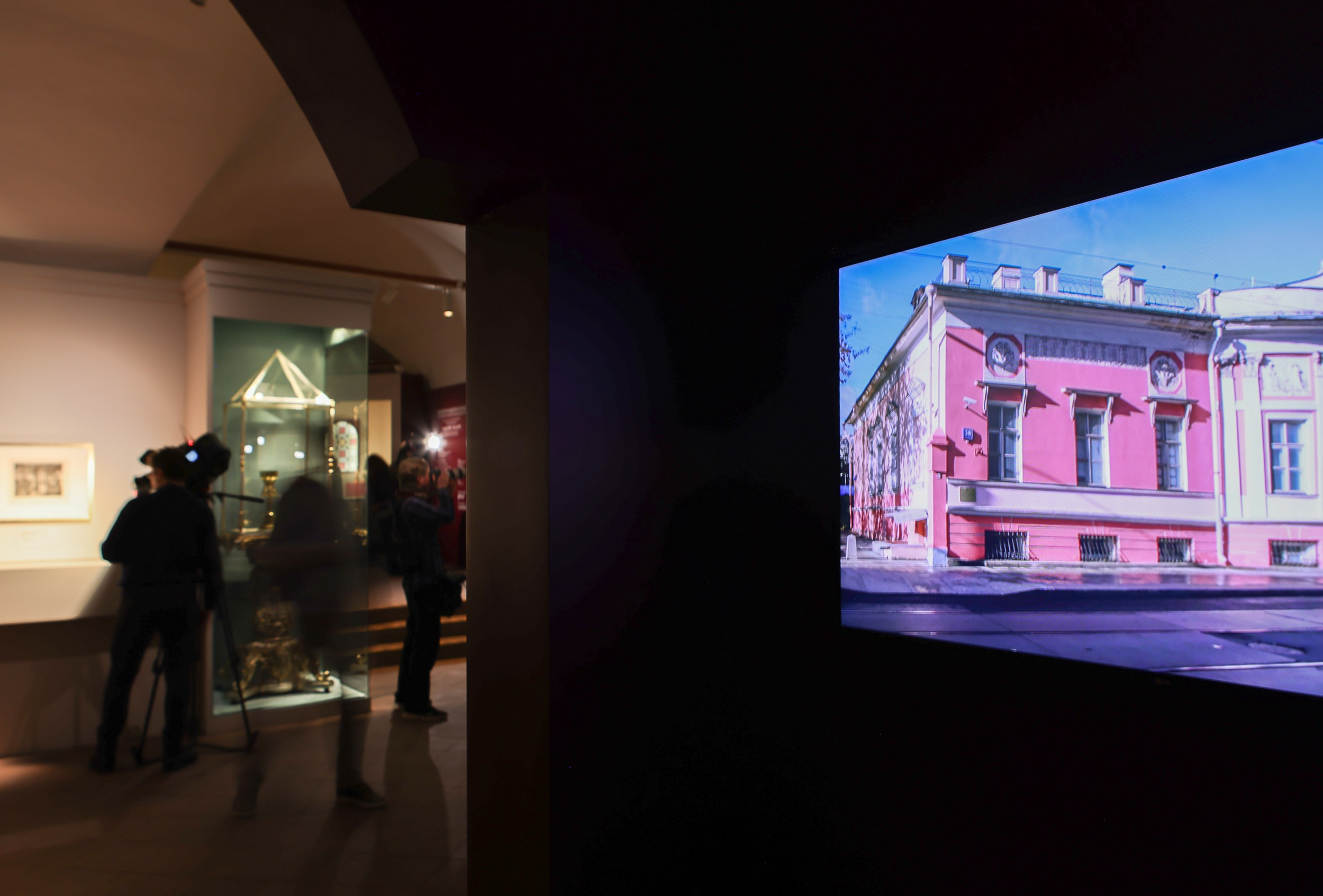 Кремль. Любители родной истории. Репортажный, архитектурный, театральный и файн-арт фотограф Лена Мельникова в Москве