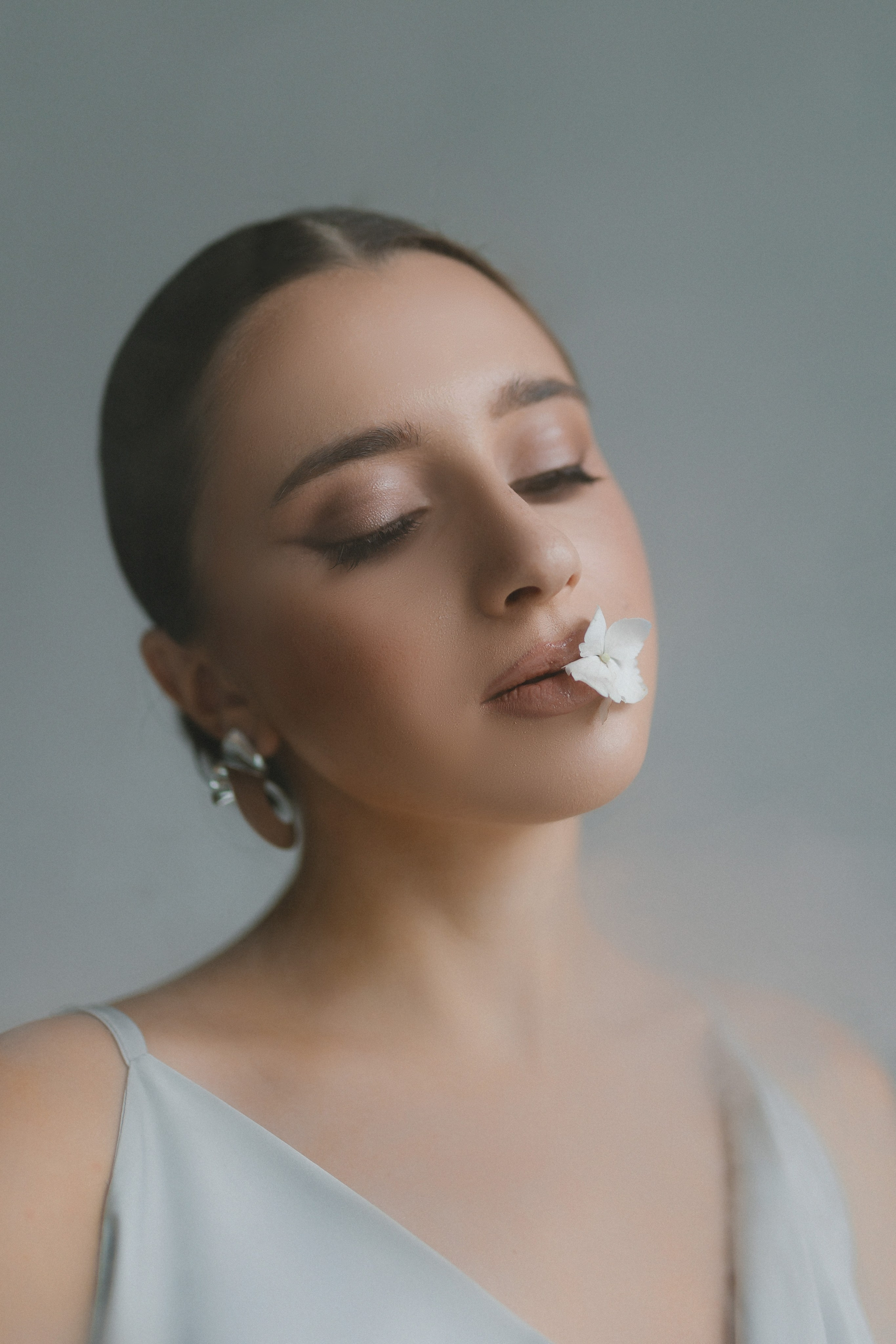 Нежная фотосессия с гортензией. Фотограф и видеограф в Мурманске, Москве Екатерина Нечаева