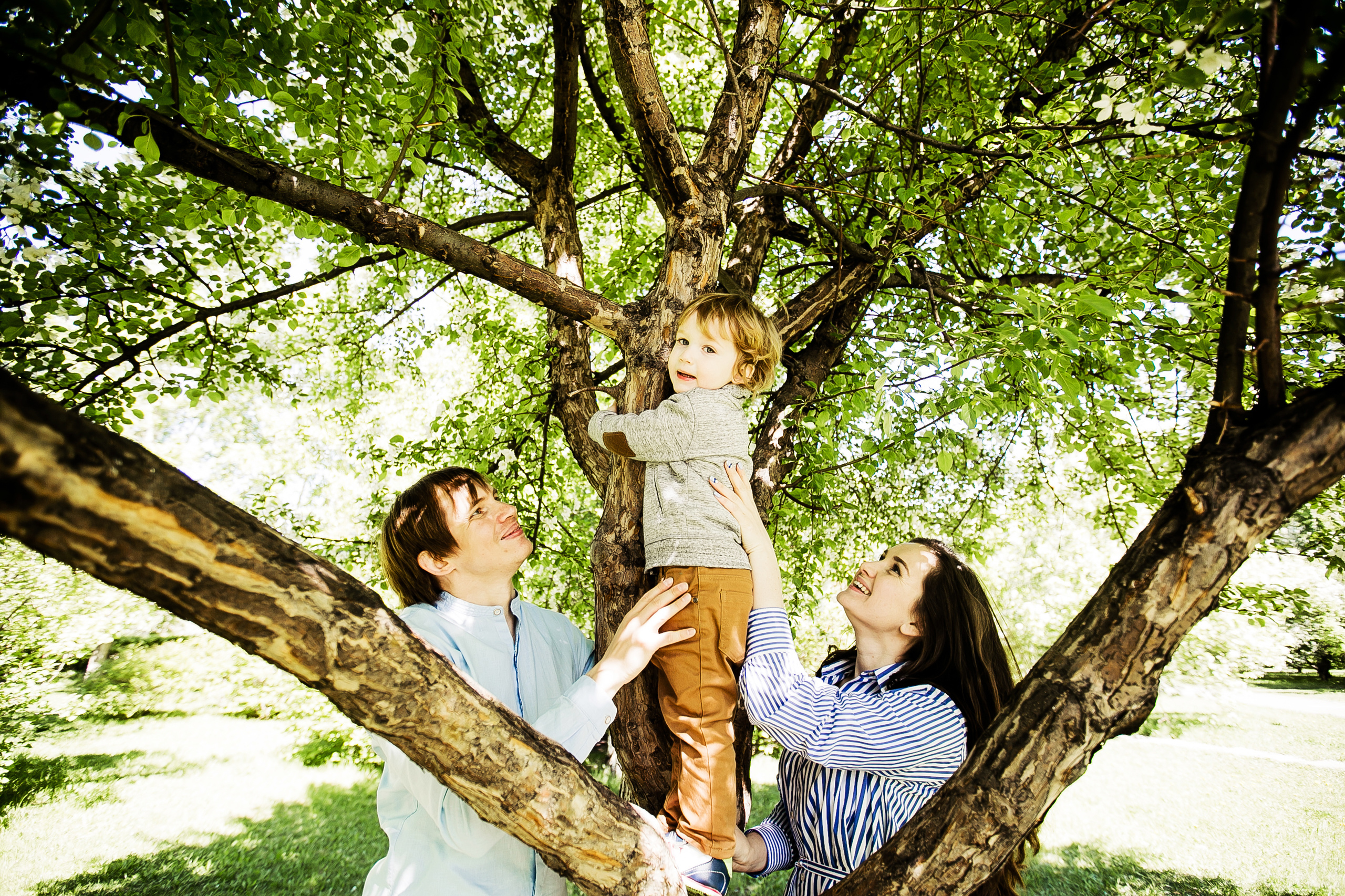 Данил и родители. Фотограф Полина Егорова город Тюмень