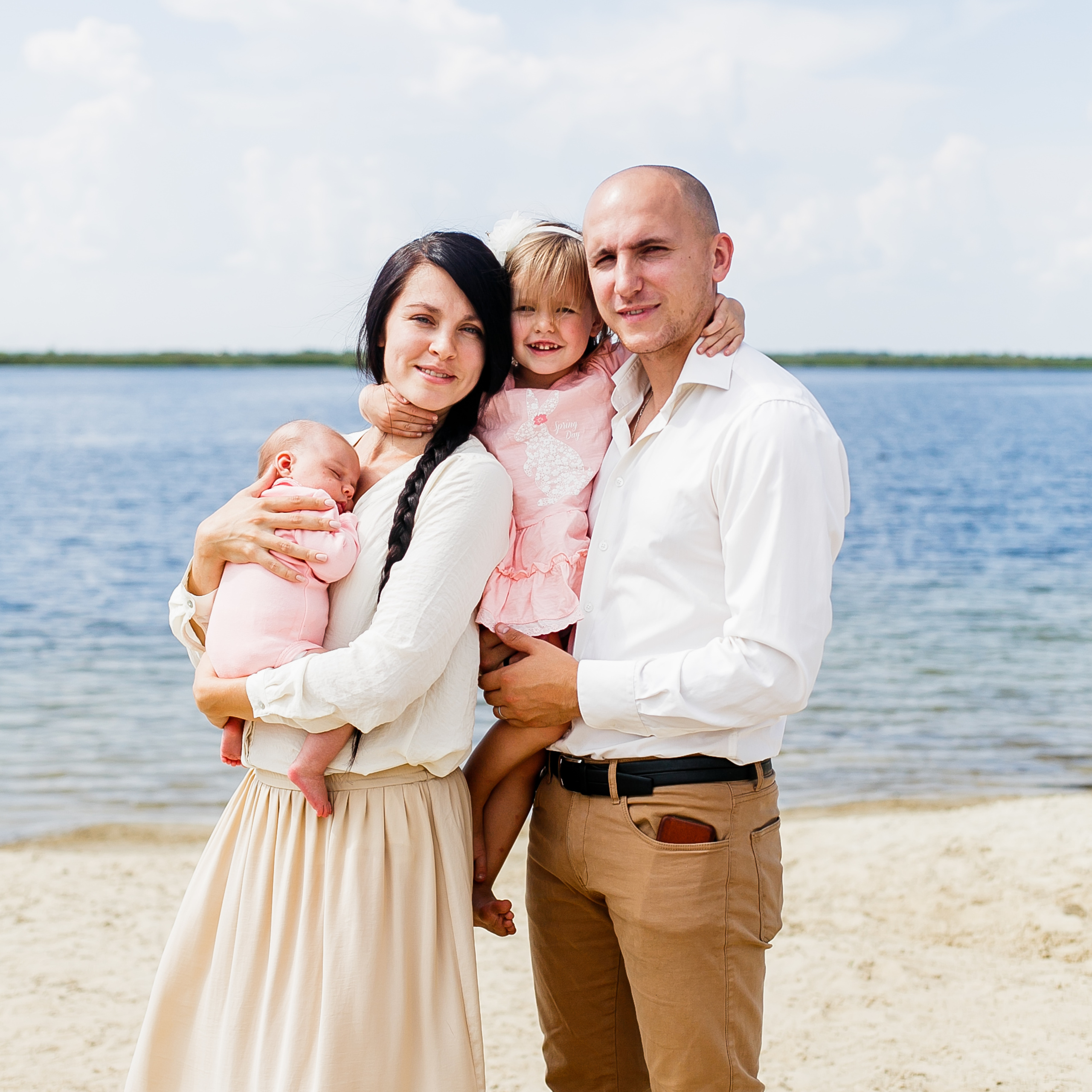 Семейная прогулка на озере Липовое. Фотограф Полина Егорова город Тюмень