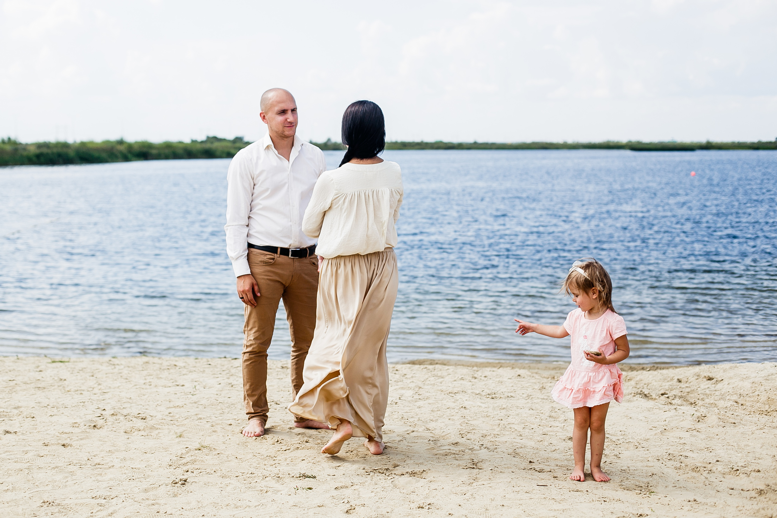 Семейная прогулка на озере Липовое. Фотограф Полина Егорова город Тюмень