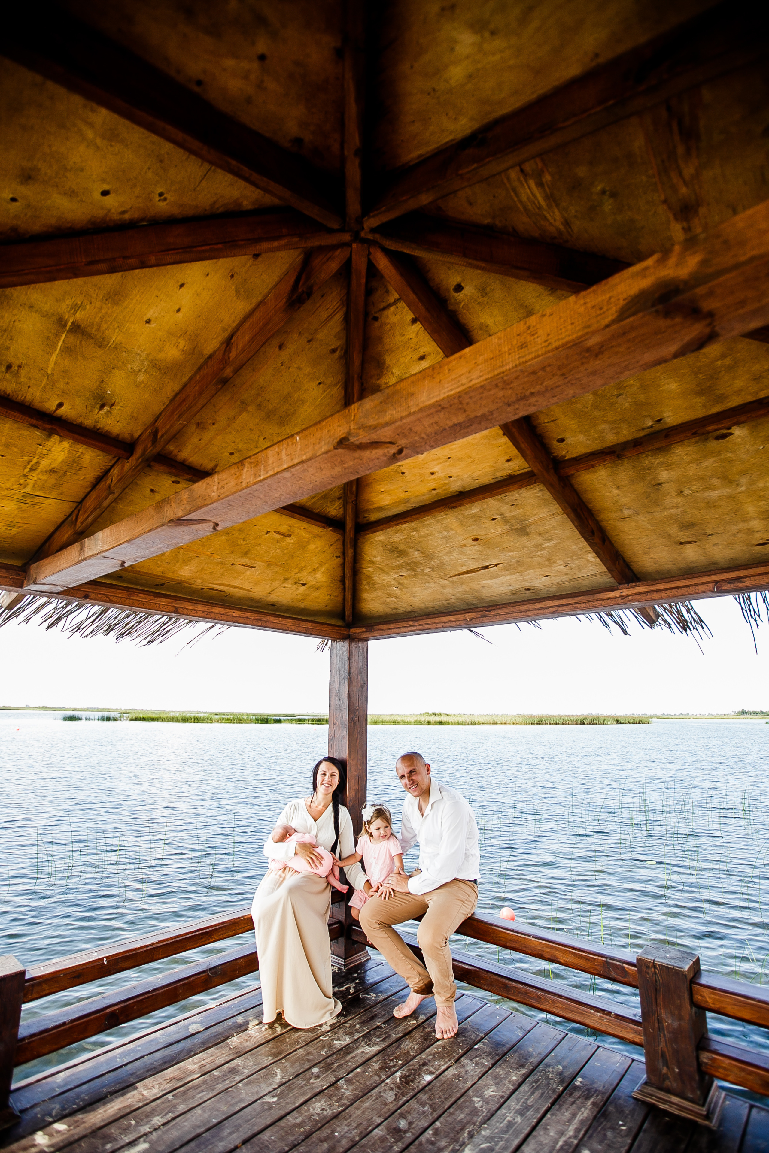 Семейная прогулка на озере Липовое. Фотограф Полина Егорова город Тюмень