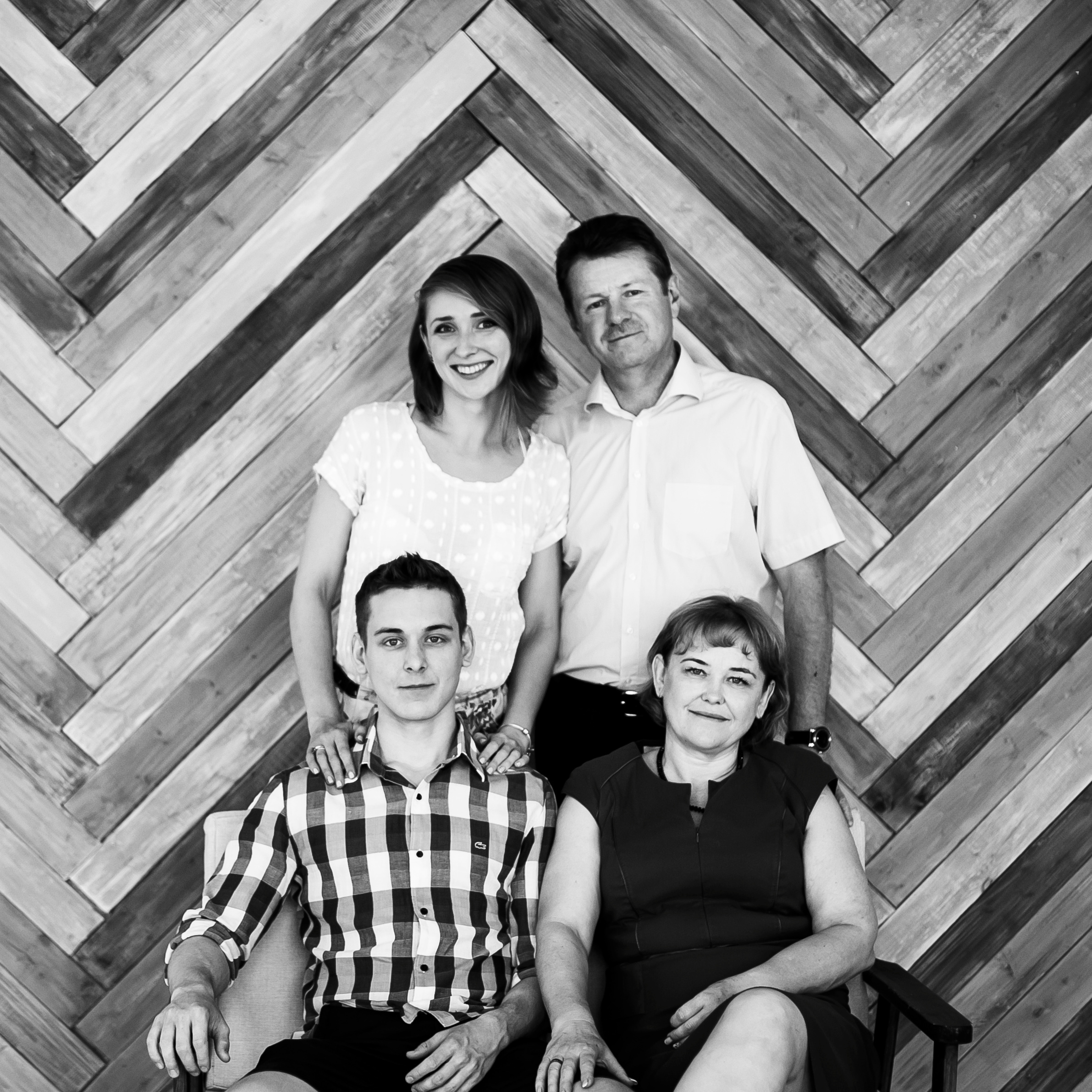 Яна дома. С семьей. Фотограф Полина Егорова город Тюмень