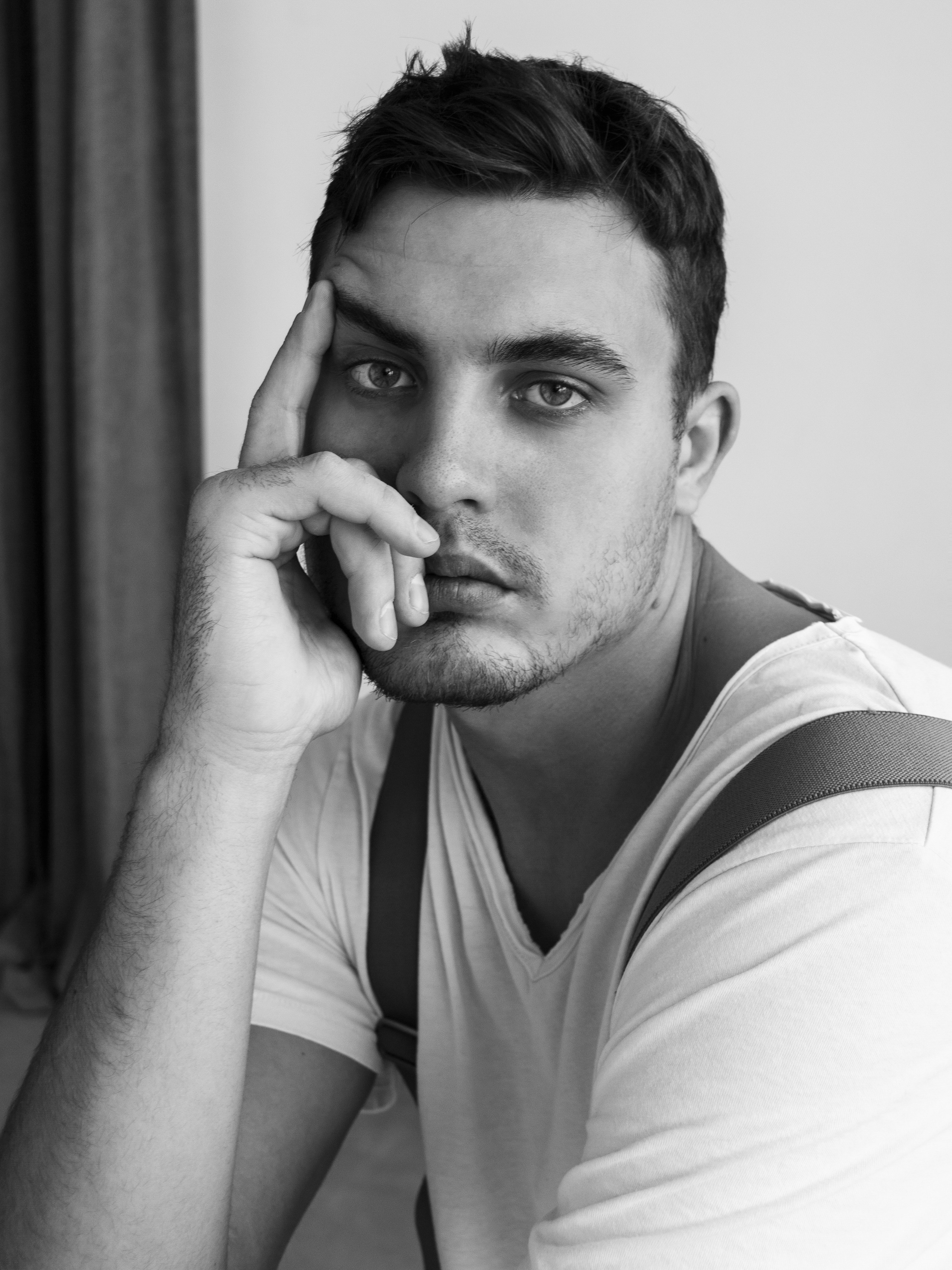 МУЖСКОЙ ПОРТРЕТ. Портретный фотограф в Москве — Янка Шемшурова