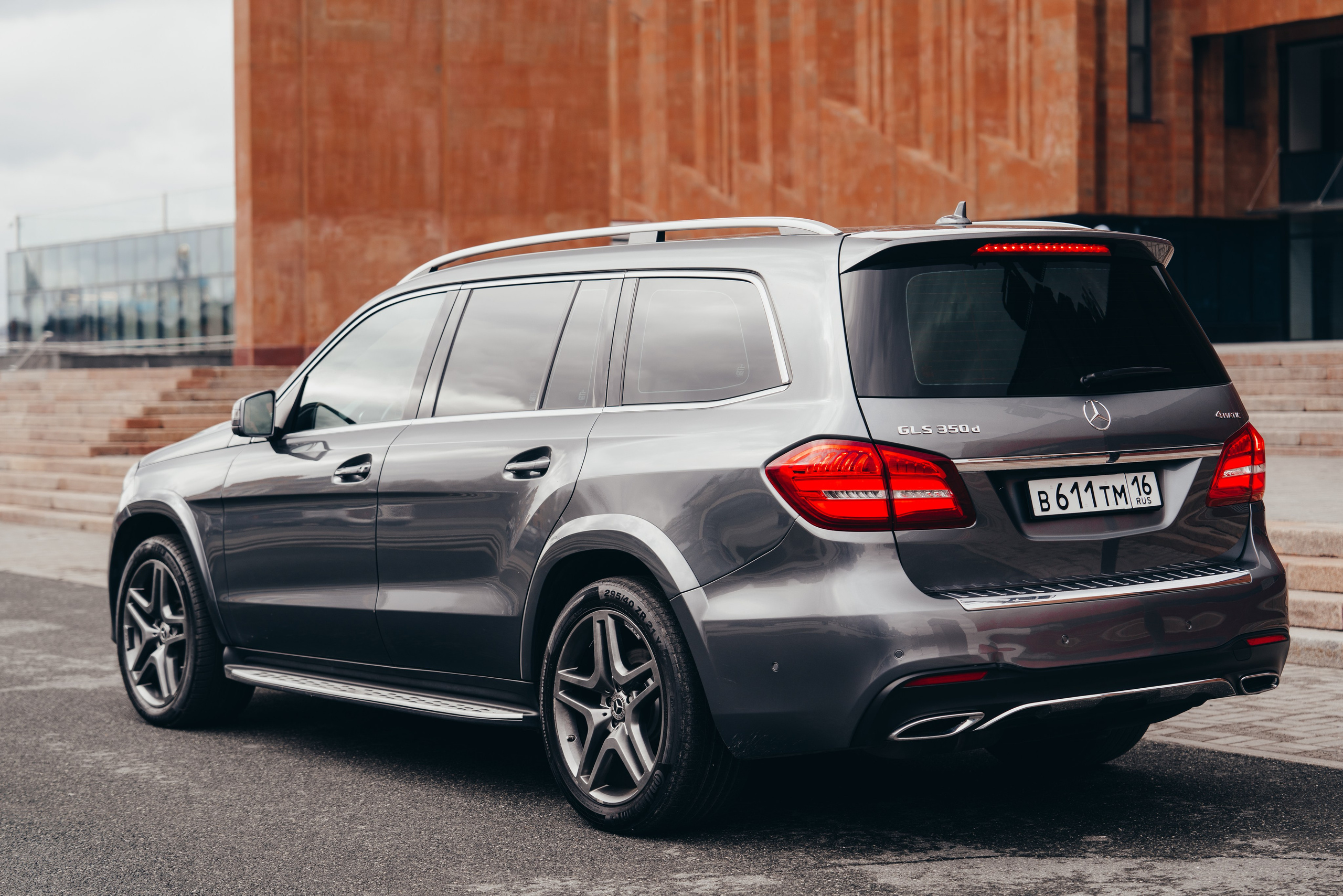 Mercedes-Benz GLS-Class 350 d. Идеальные портреты для соцсетей — Фотограф Ленар