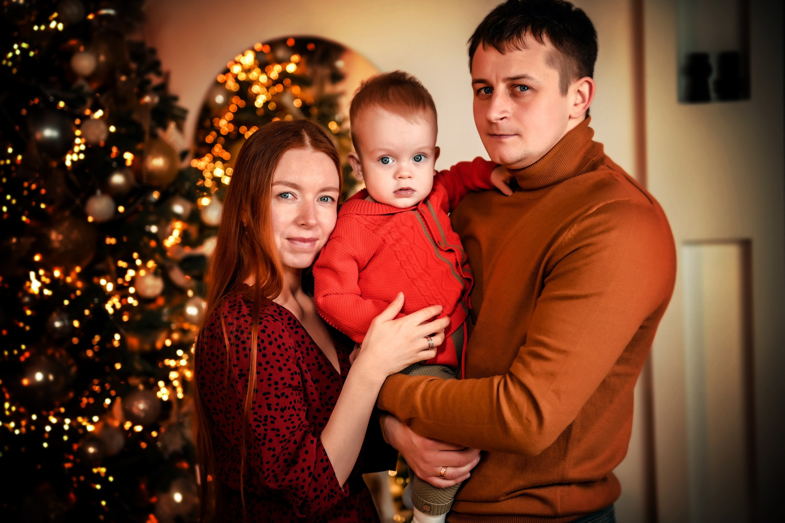 Новогодняя. Свадебный, семейный, детский, контент фотограф в Омске Максим Ильин