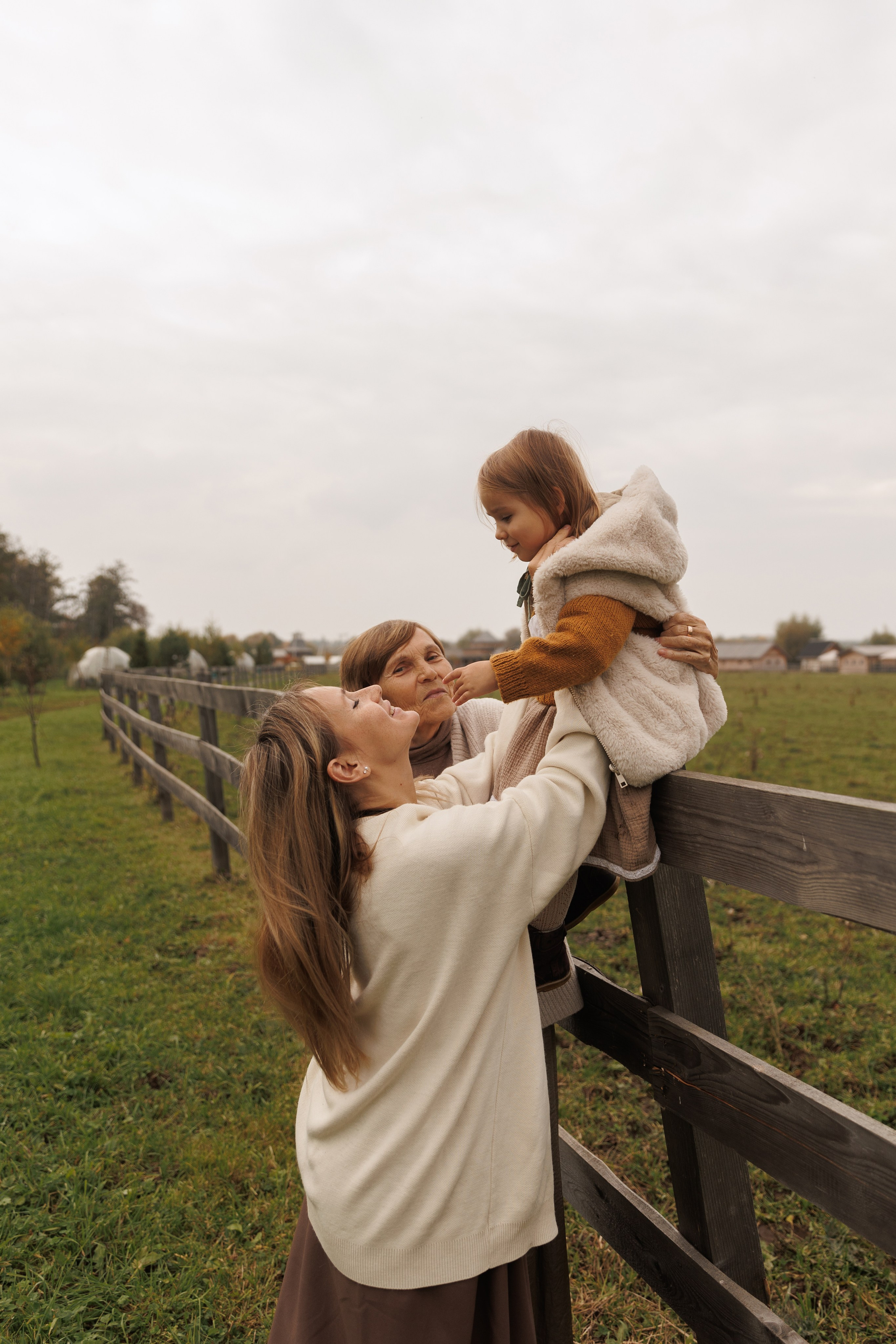 Осенняя прогулка (село Остров). Фотограф в Красногорске и Москве