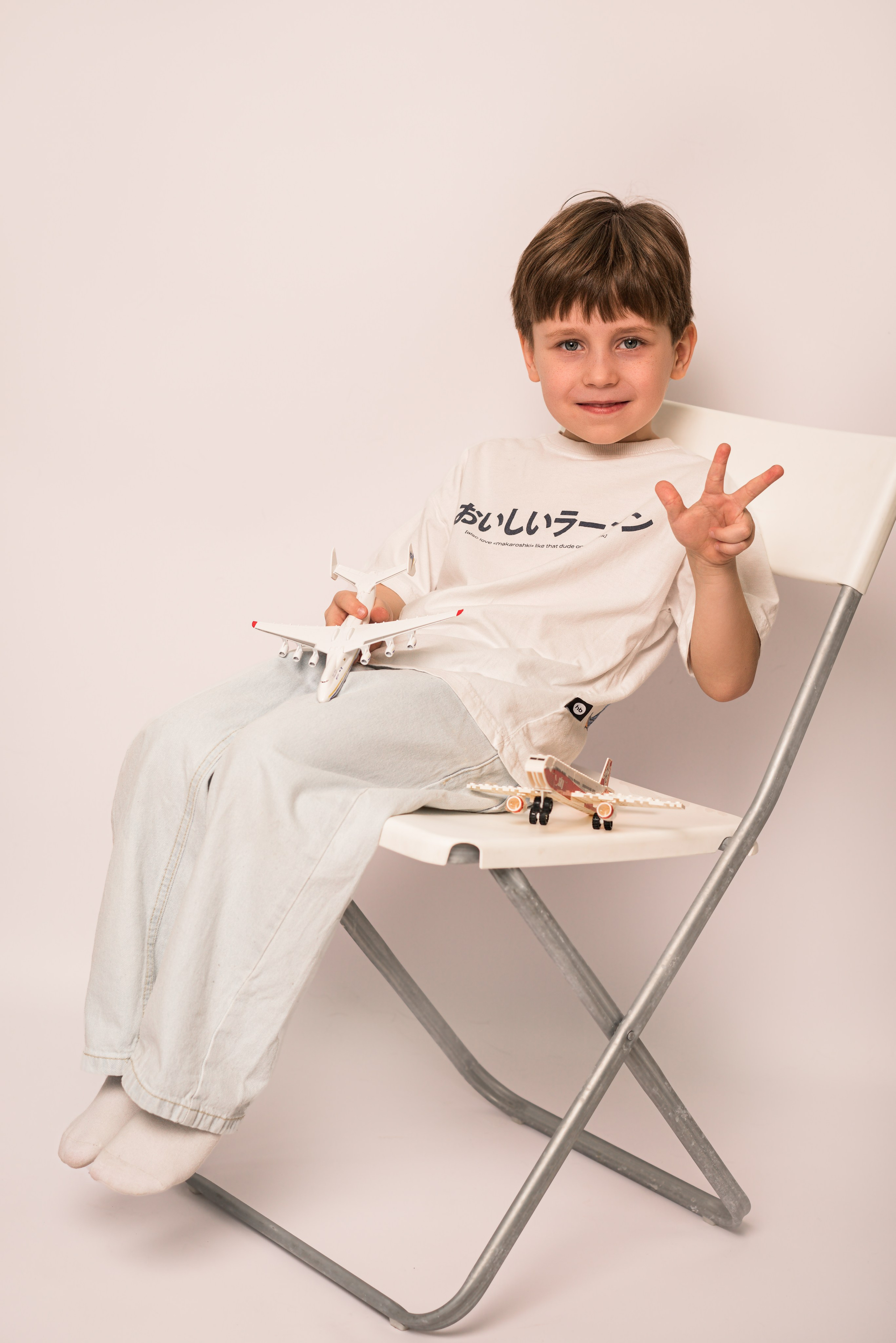 Детский сад, портреты белый фон. Фотограф Шунова Саша