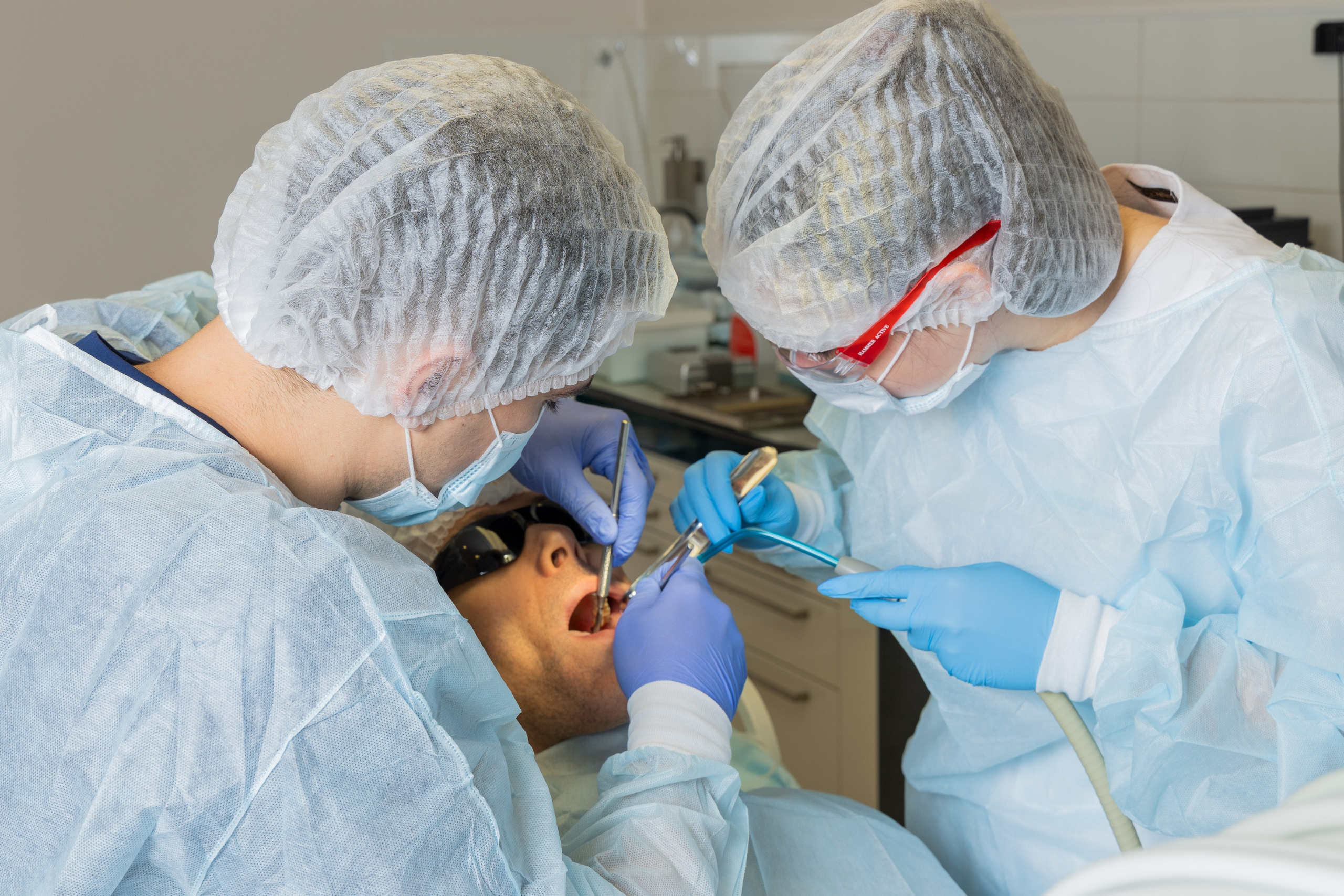 Стоматологическая клиника. Photomantis