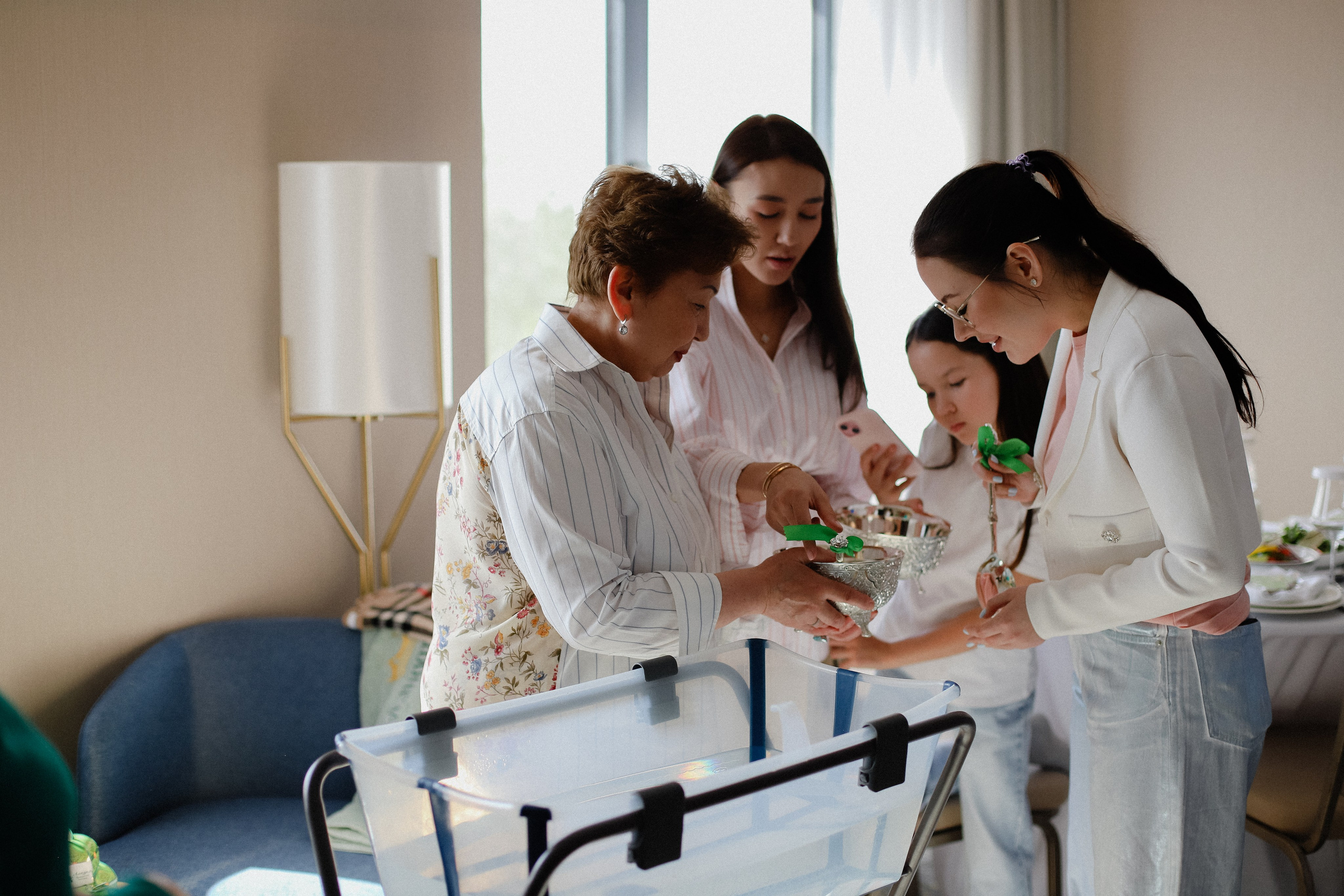 Қырқынан шығару. Фотограф в Алматы и Москве Даша Пушкина