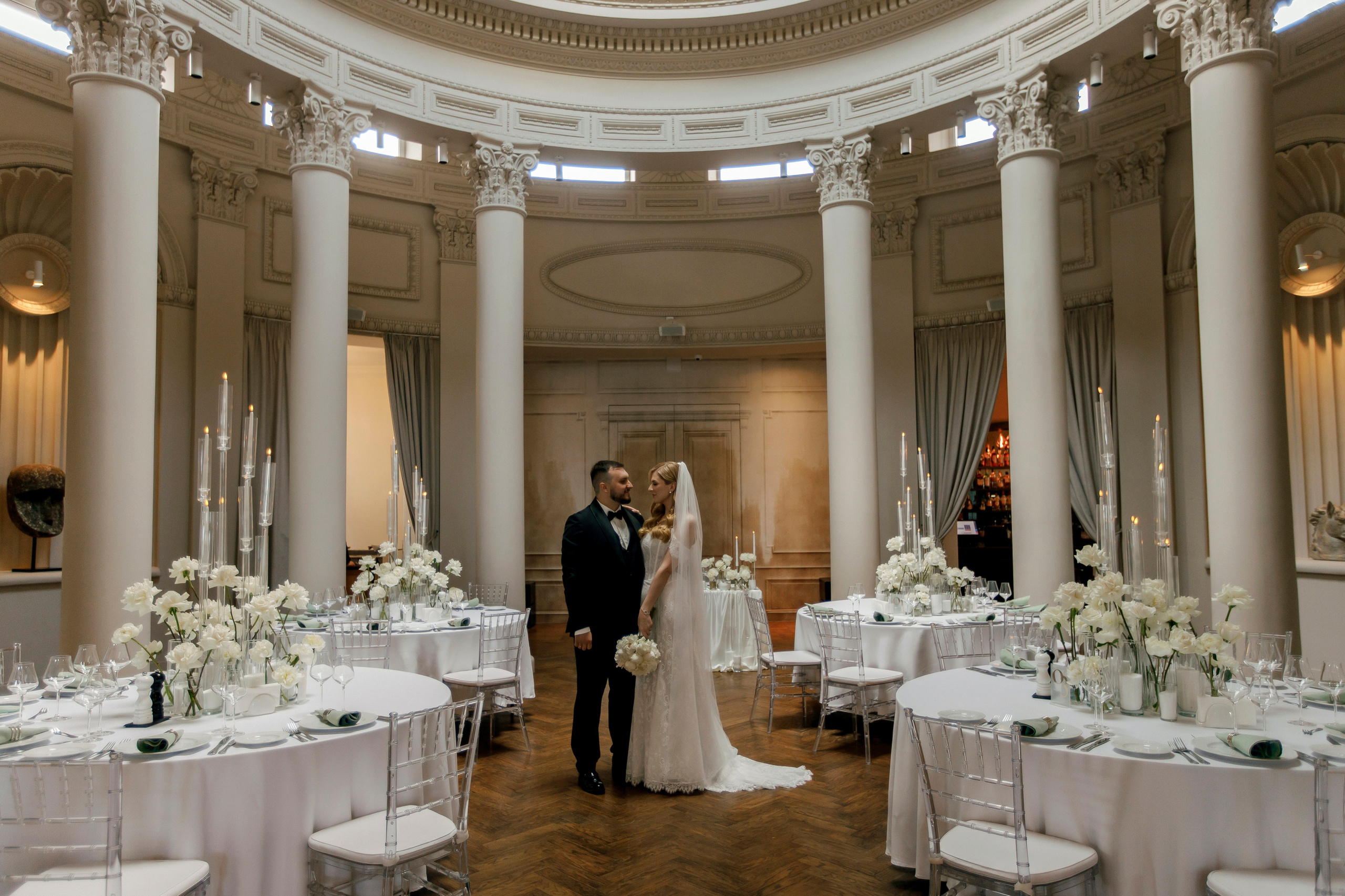 Артур и Елизавета. Бутик-отель «Pallasa». Фотограф Анна Лейман. Севастополь