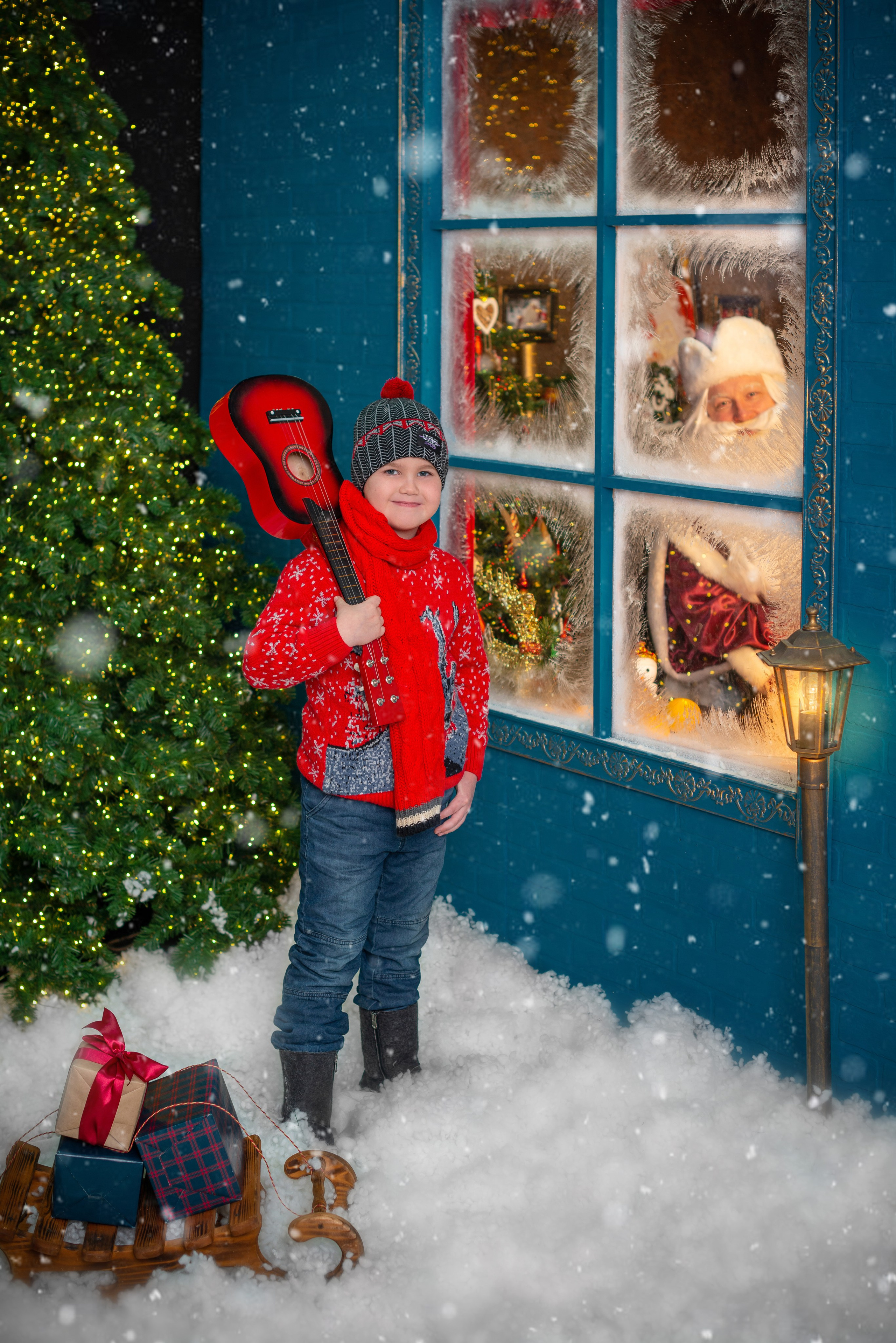 Встреча с Дедом Морозом (ежегодный). Татьяна Гойда портретный и семейный фотограф Ленск. Выпускные альбомы