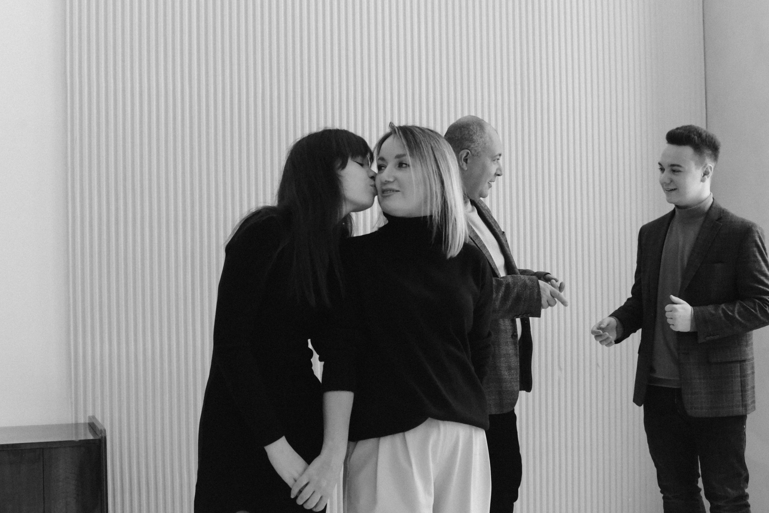 Молодые родители и взрослые дети. Фотограф Лола Волна, город Москва