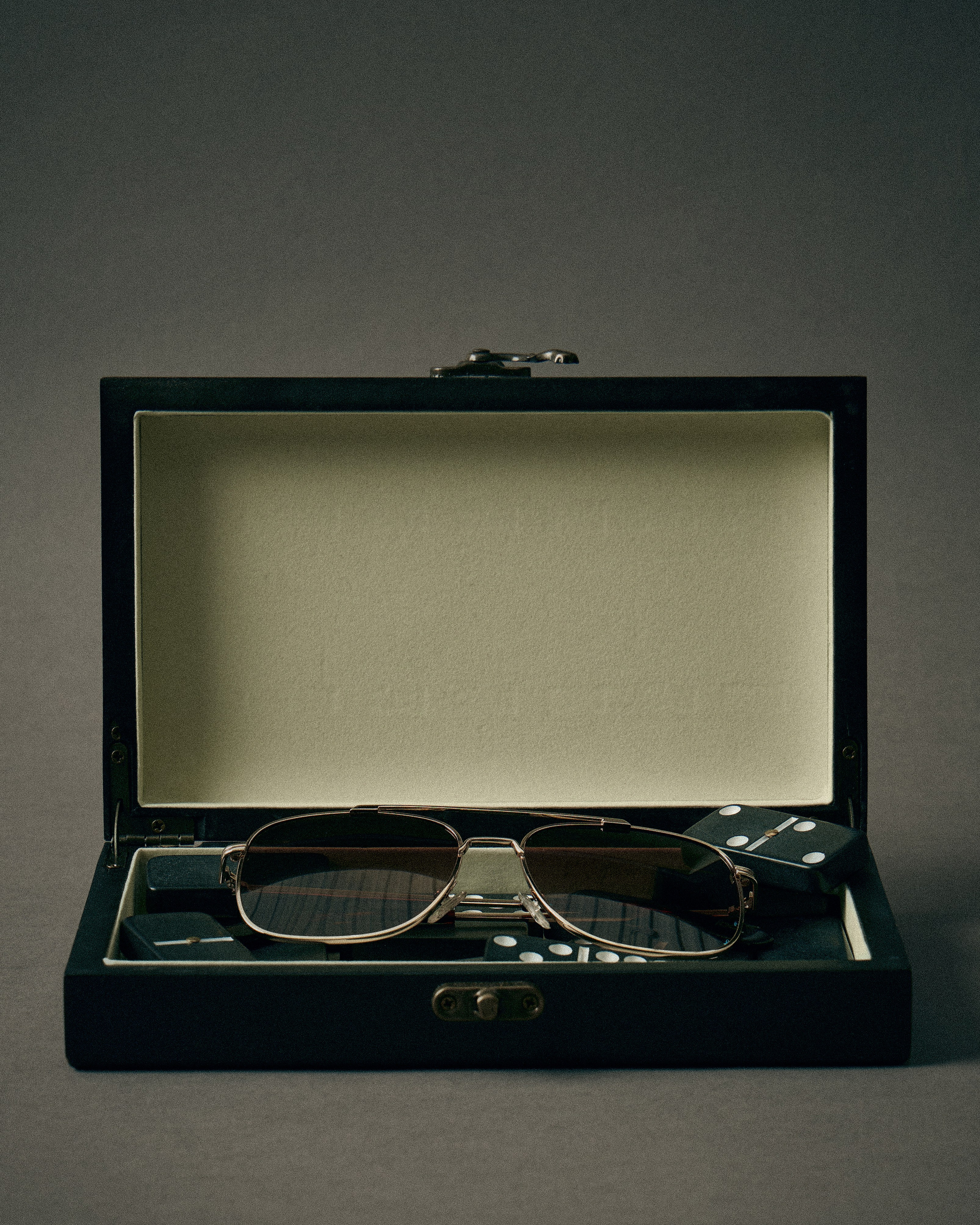 IDOL. Фотограф в Санкт-Петербурге модельные тесты каталоги бренды лук бук