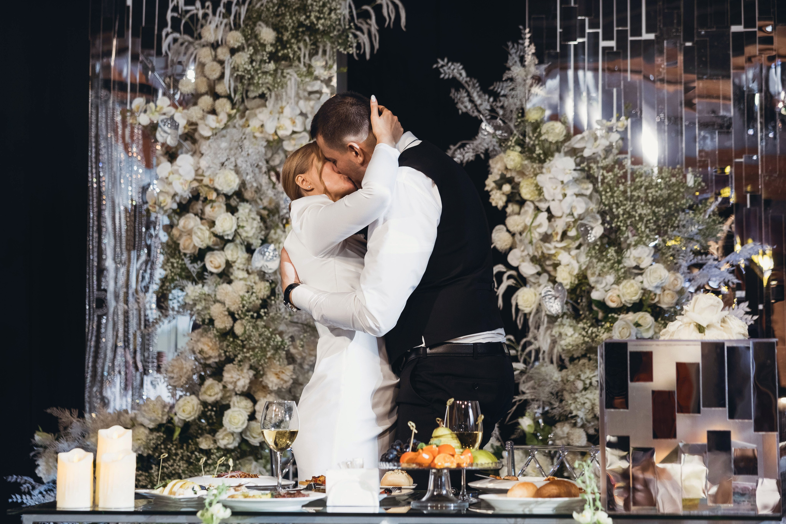 Ян и Екатерина (Дали Хол). Свадебный и семейный фотограф в городе Сургуте Стерликова Светлана