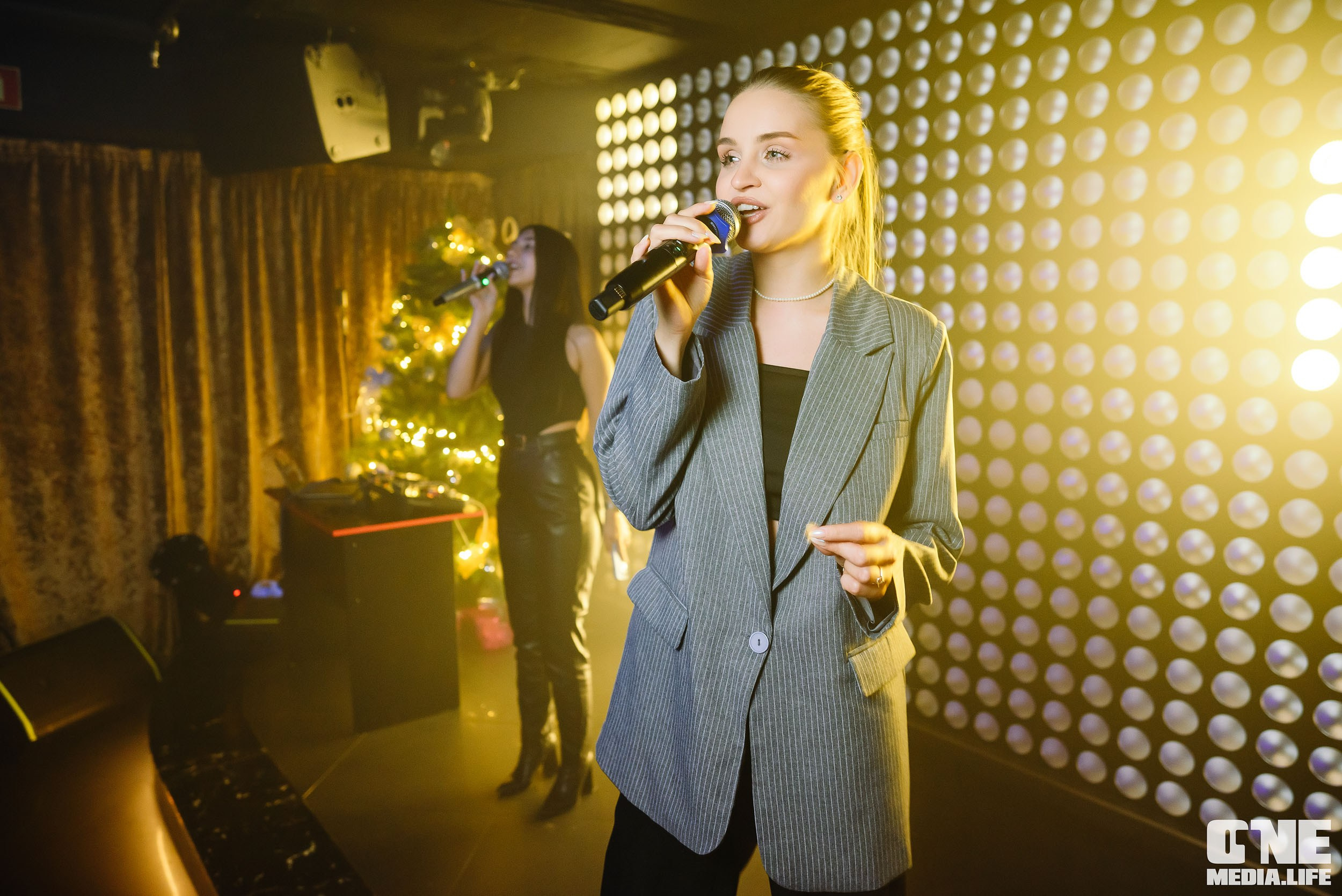 Фоторепортаж из караоке-клуба Эйфория. One Media Life: фоторепортажи, фотоотчеты с мероприятий и заведений