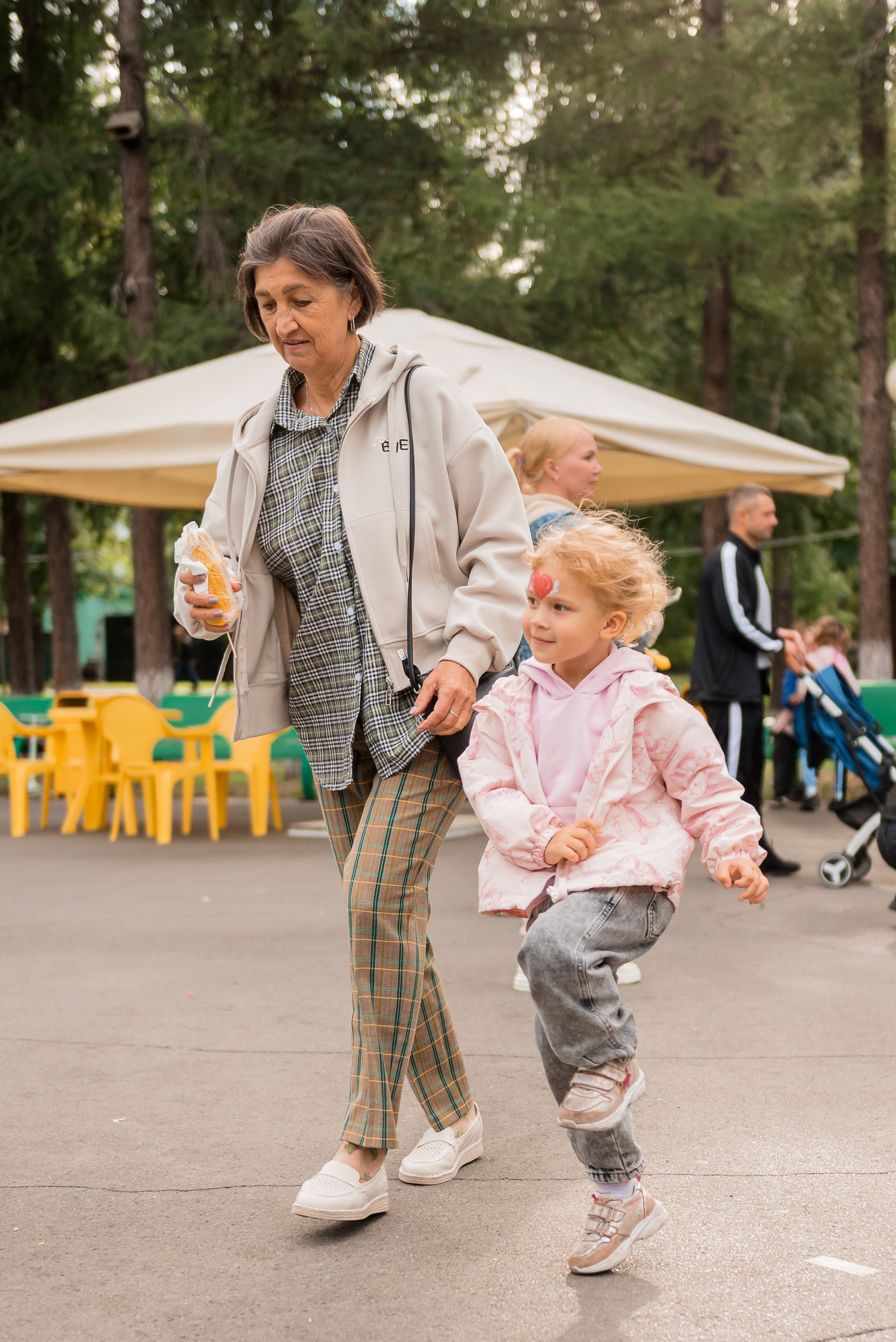 1 Сентября 2024 г. Детский фотограф, семейный фотограф и репортажи в Кемерово