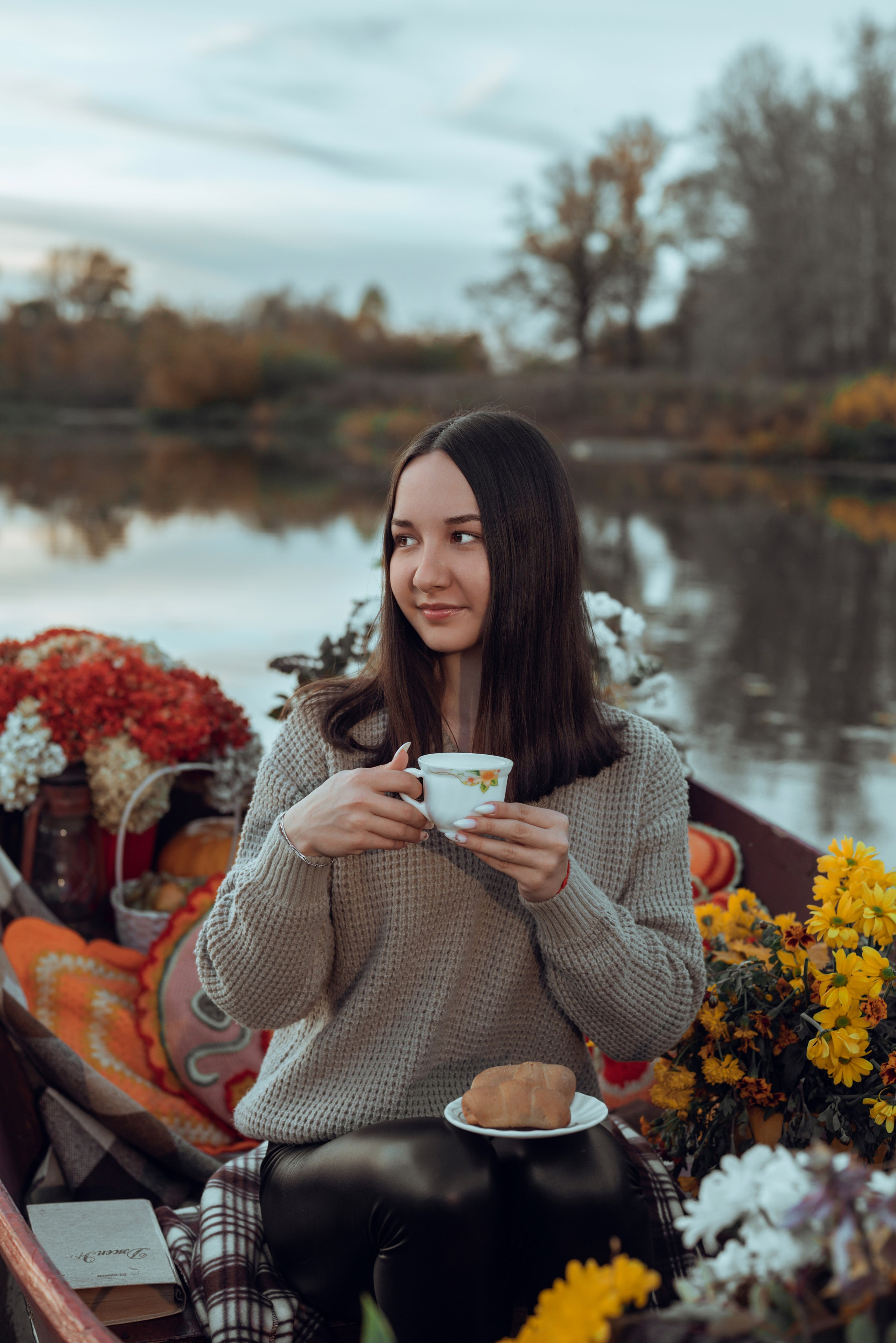 Фотопроект с осенней лодкой. Фотограф в городе Салават