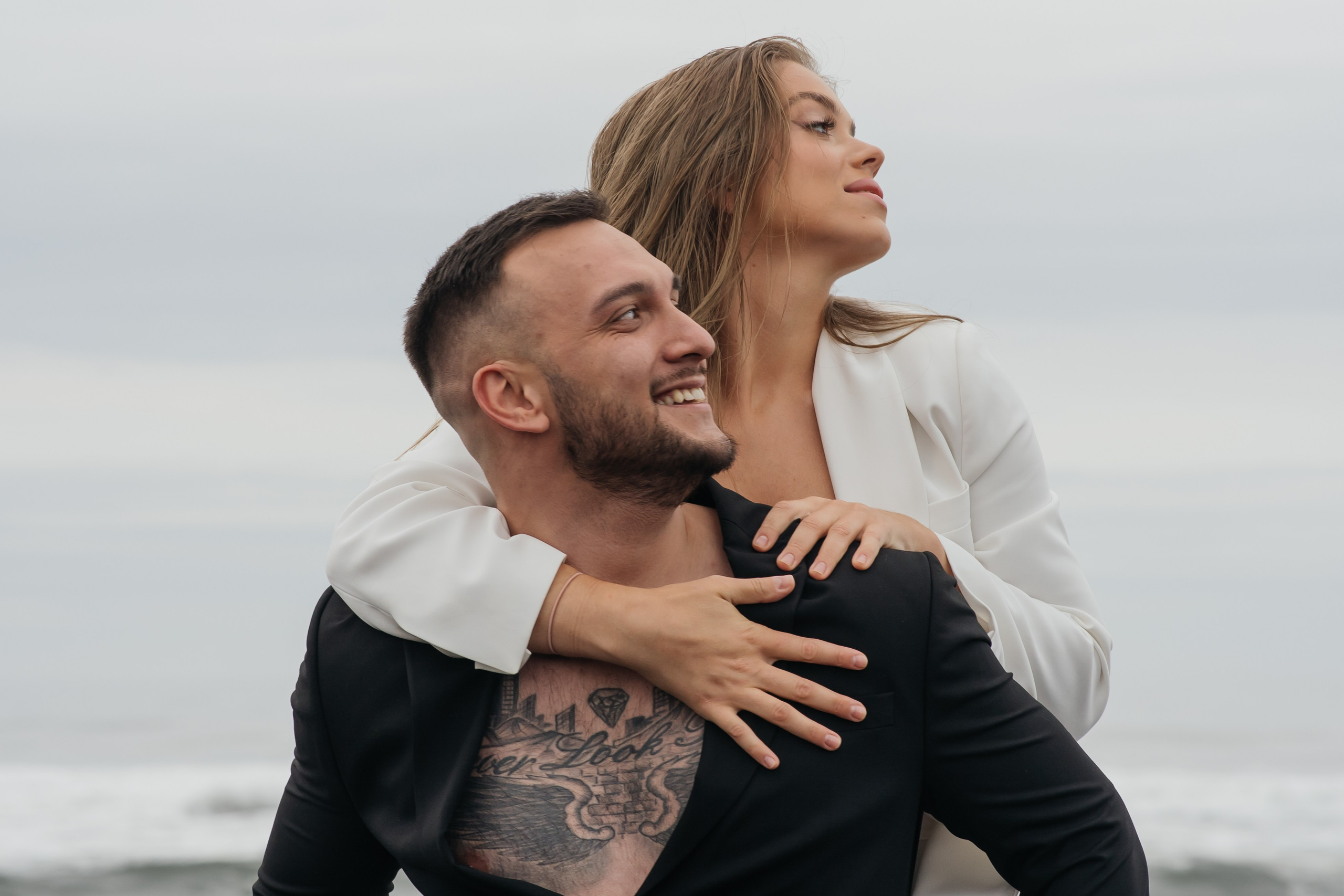 Камчатка (Халактырский пляж). Свадебный фотограф Наталья Помазкина | Репортаж Екатеринбург Москва