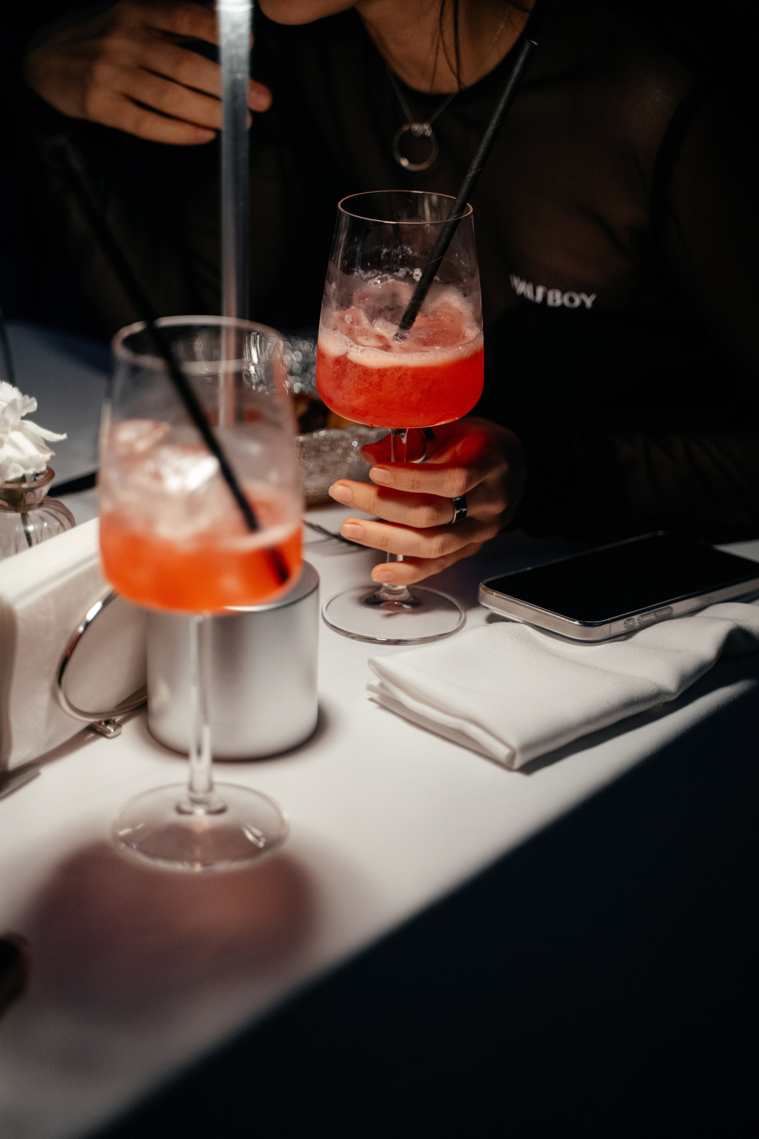 24–25 мая (пятница–суббота). BENUAR Restaurant