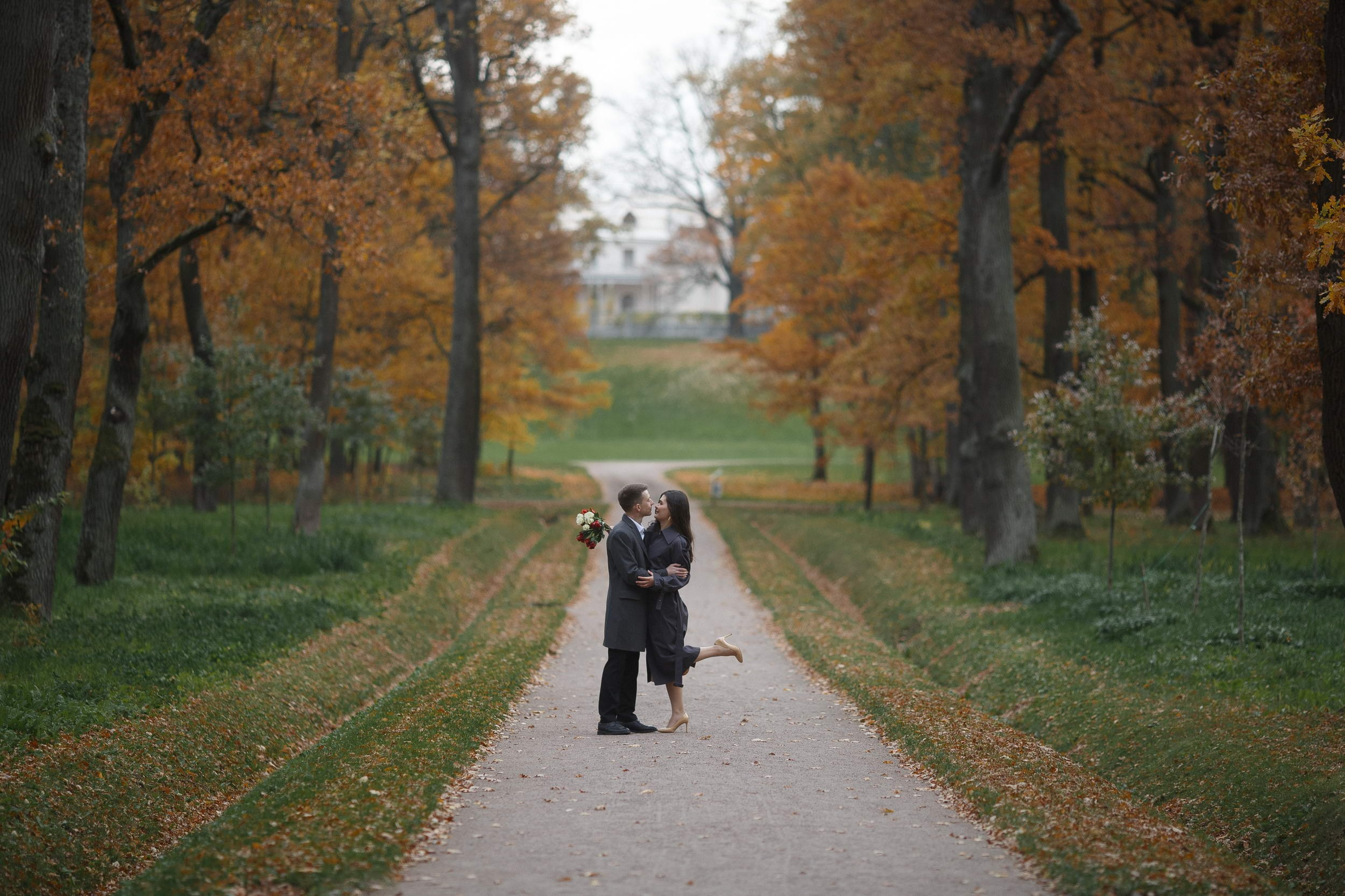 Свадьба в Петергофе. Свадебный фотограф Игорь Брундасов 8PHOTO на свадьбу венчание загс СПб
