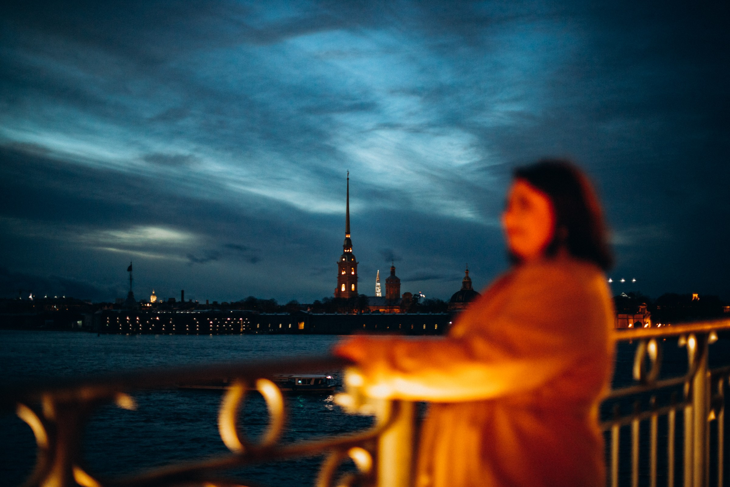 Алёна в октябре. Фотопрогулка в Петербурге. Индивидуальный и семейный фотограф в Санкт-Петербурге