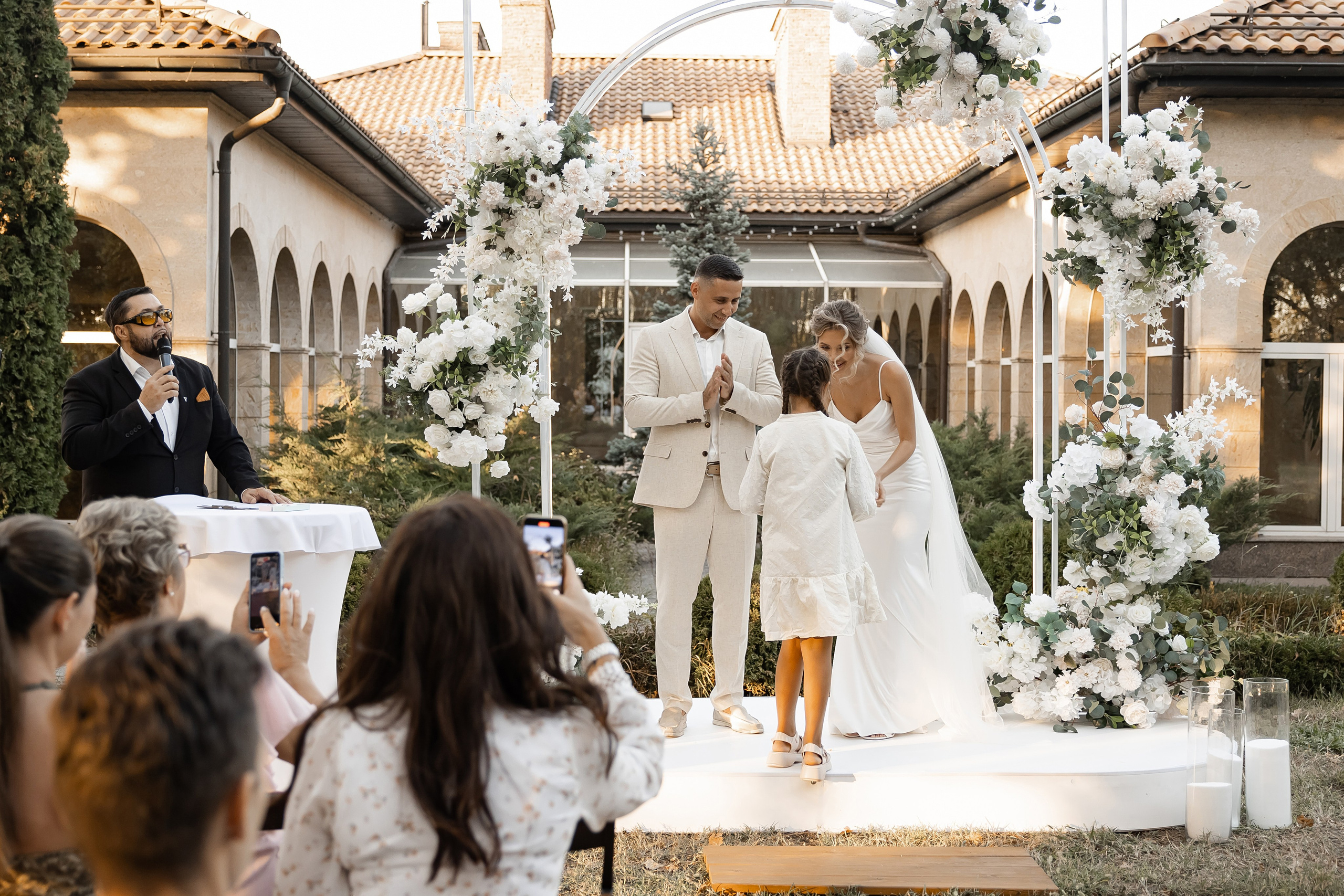 Виталий и Анна. Свадебный фотограф и видеограф