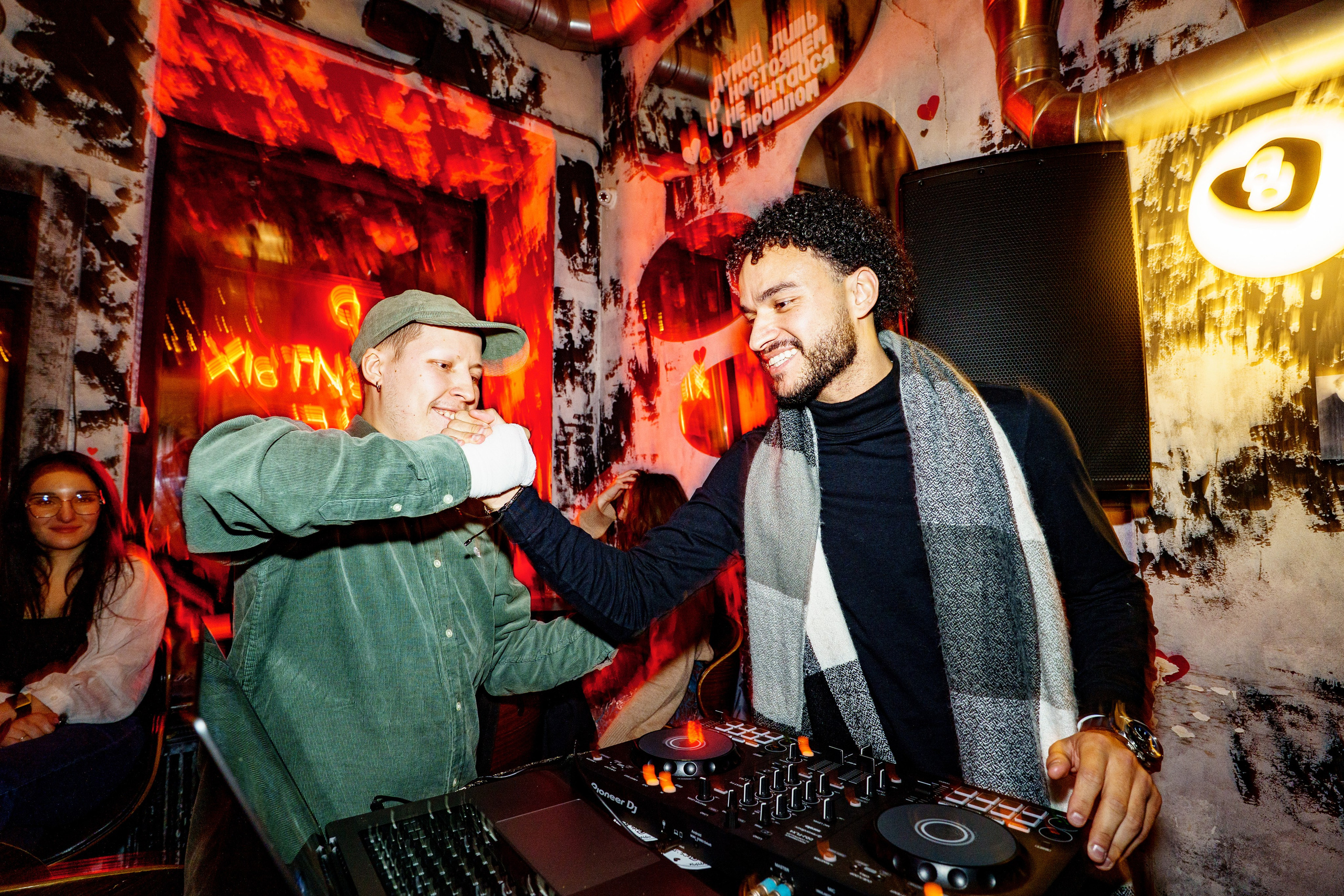 DJ Lael B. Бар разбитых сердец. Концертный и репортажный фотограф в Санкт-Петербурге Слава Пахомов