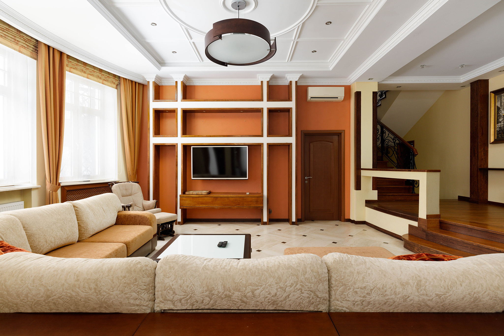 Интерьерная фотосъемка в Москве и Московской области. Предметный фотограф в Москве Вячеслав Тимошенко