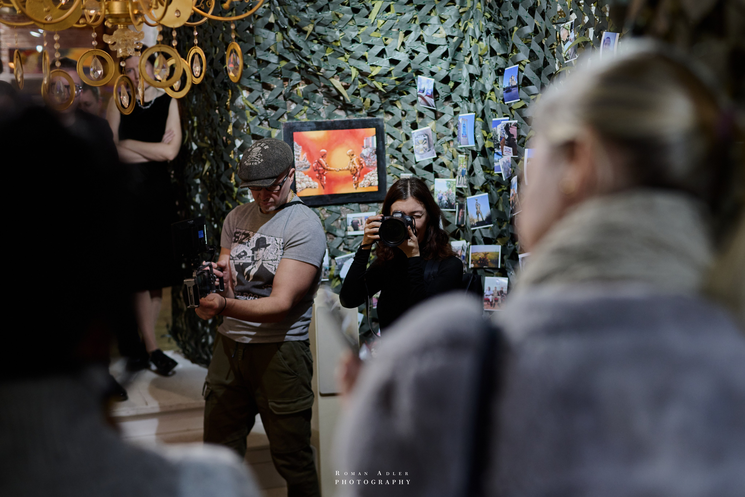 Художественный проект выставка «Глазами ГЕРОЕВ». Фотограф Роман Адлер