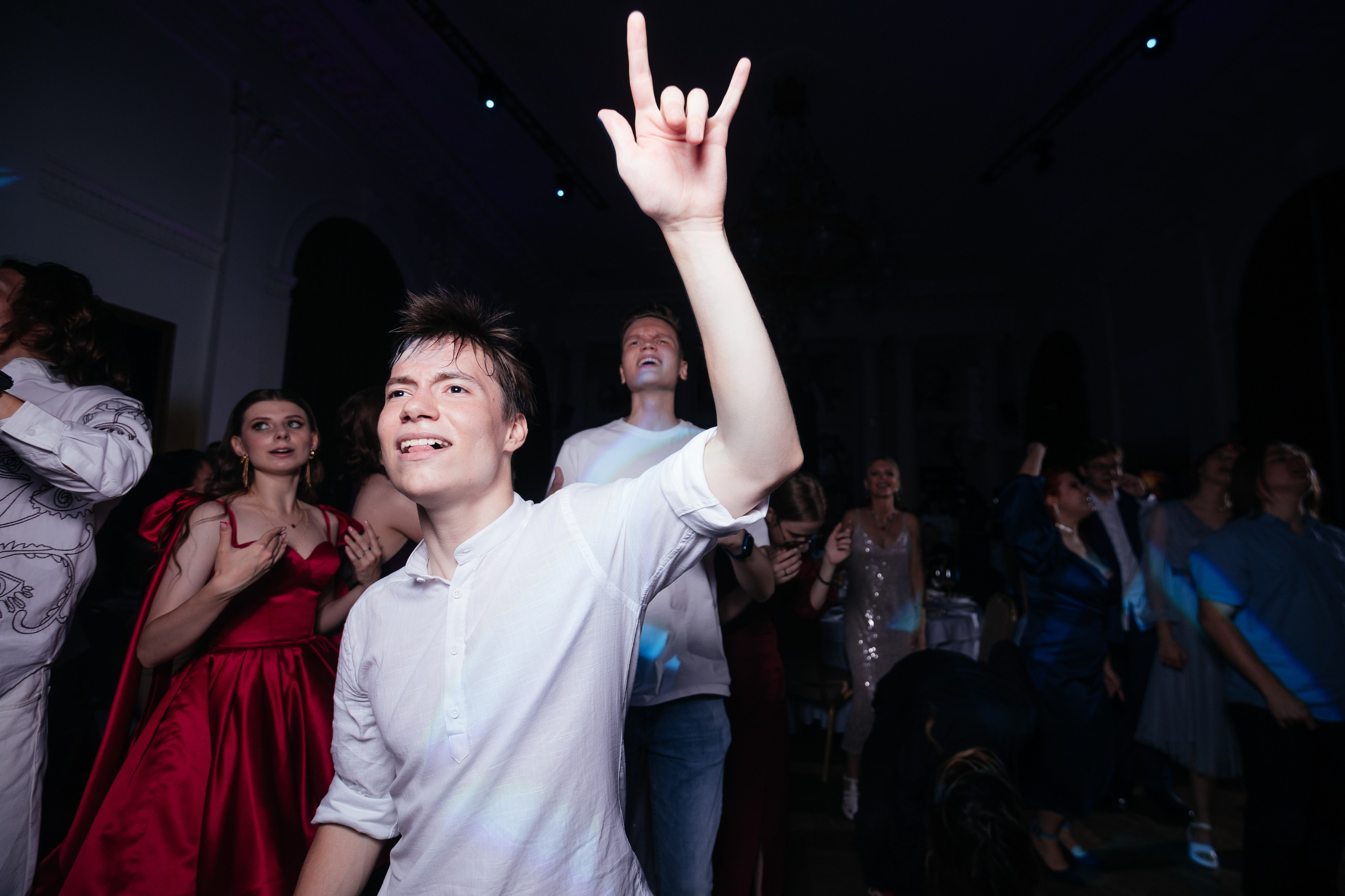 Выпускной 11 класс. Фотограф Крохин Олег