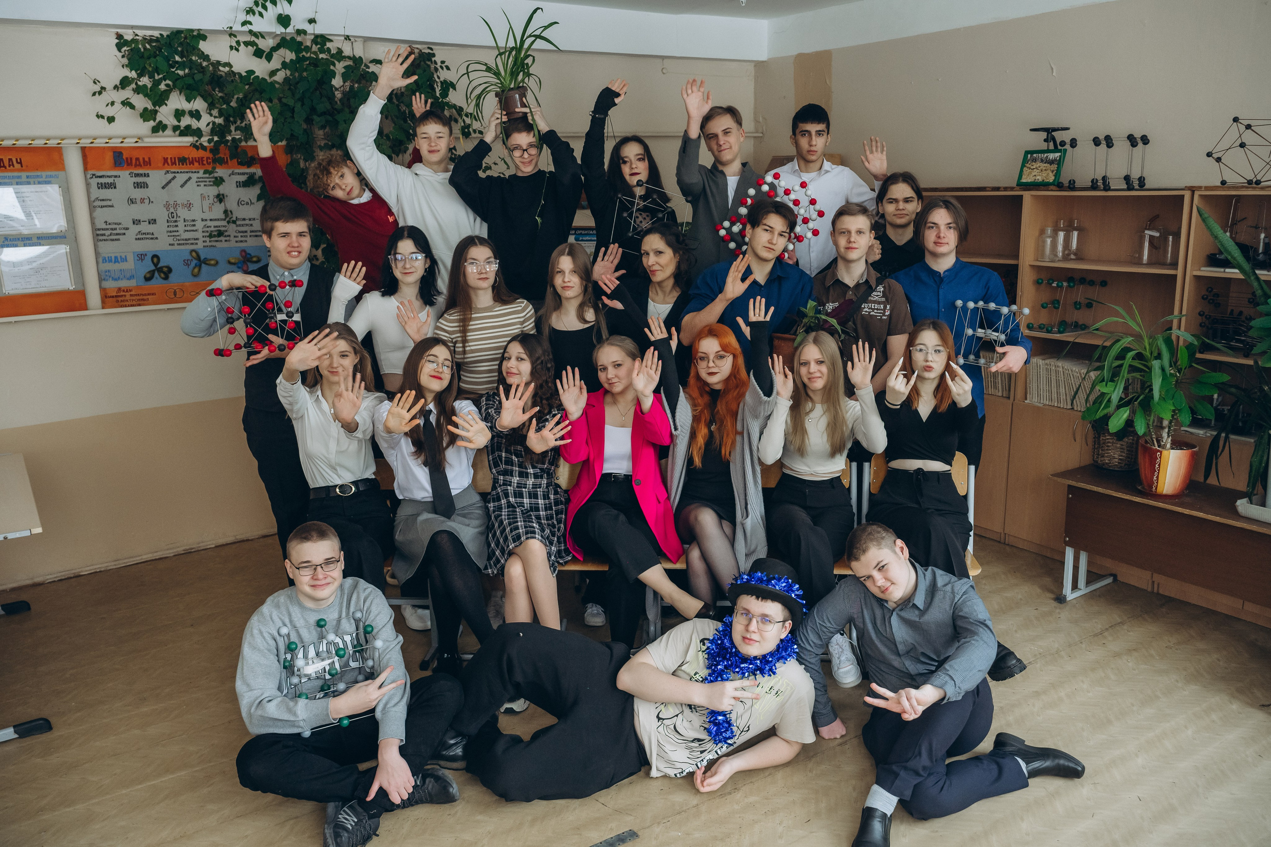 ВЫПУСКНИКИ 9 КЛАСС. МАРГАРИТА КУДРЯШОВА СВАДЕБНЫЙ И СЕМЕЙНЫЙ ФОТОГРАФ ТВЕРЬ МОСКВА