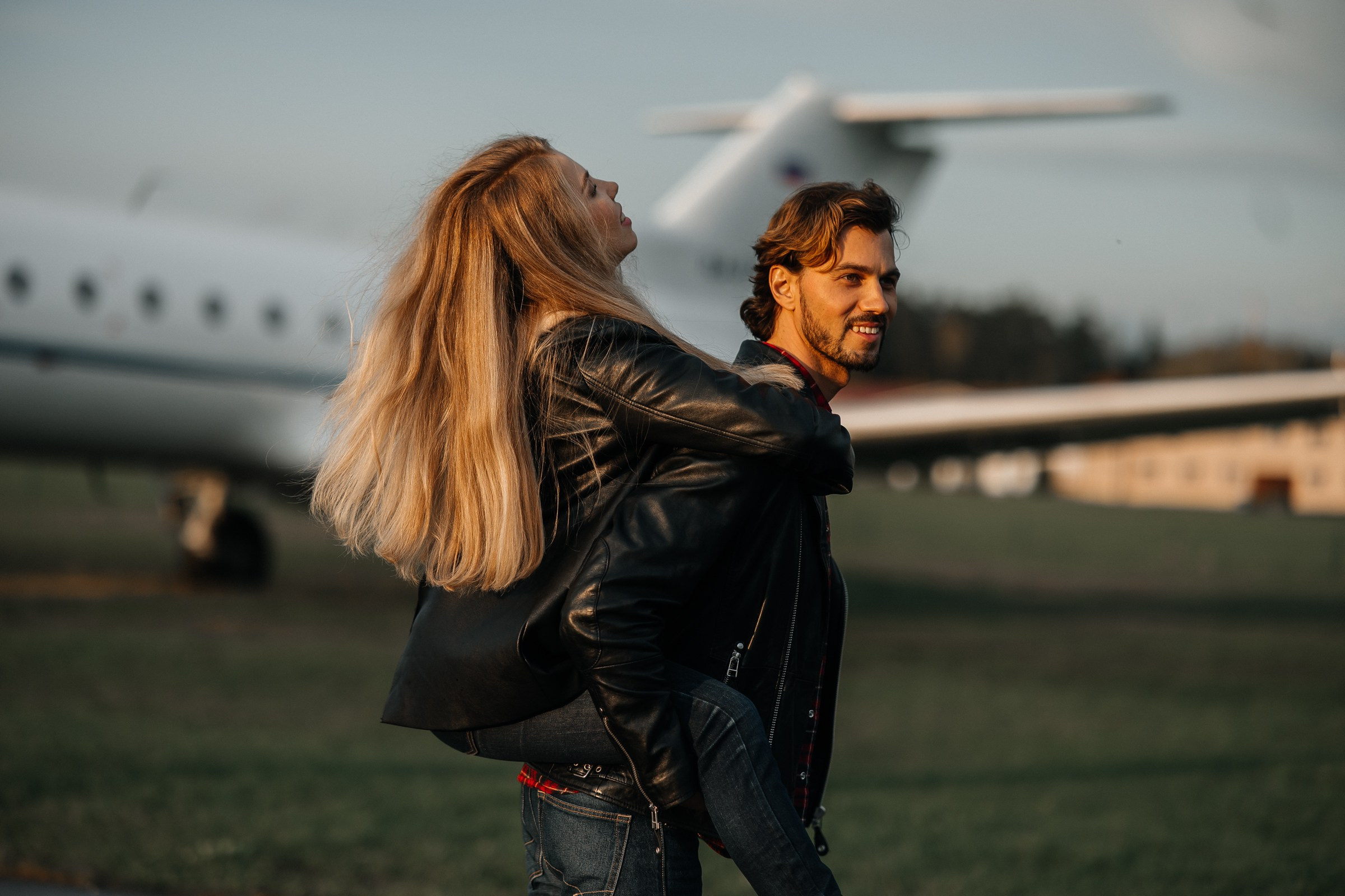 Аэродром Love story. Свадебный фотограф в Москве