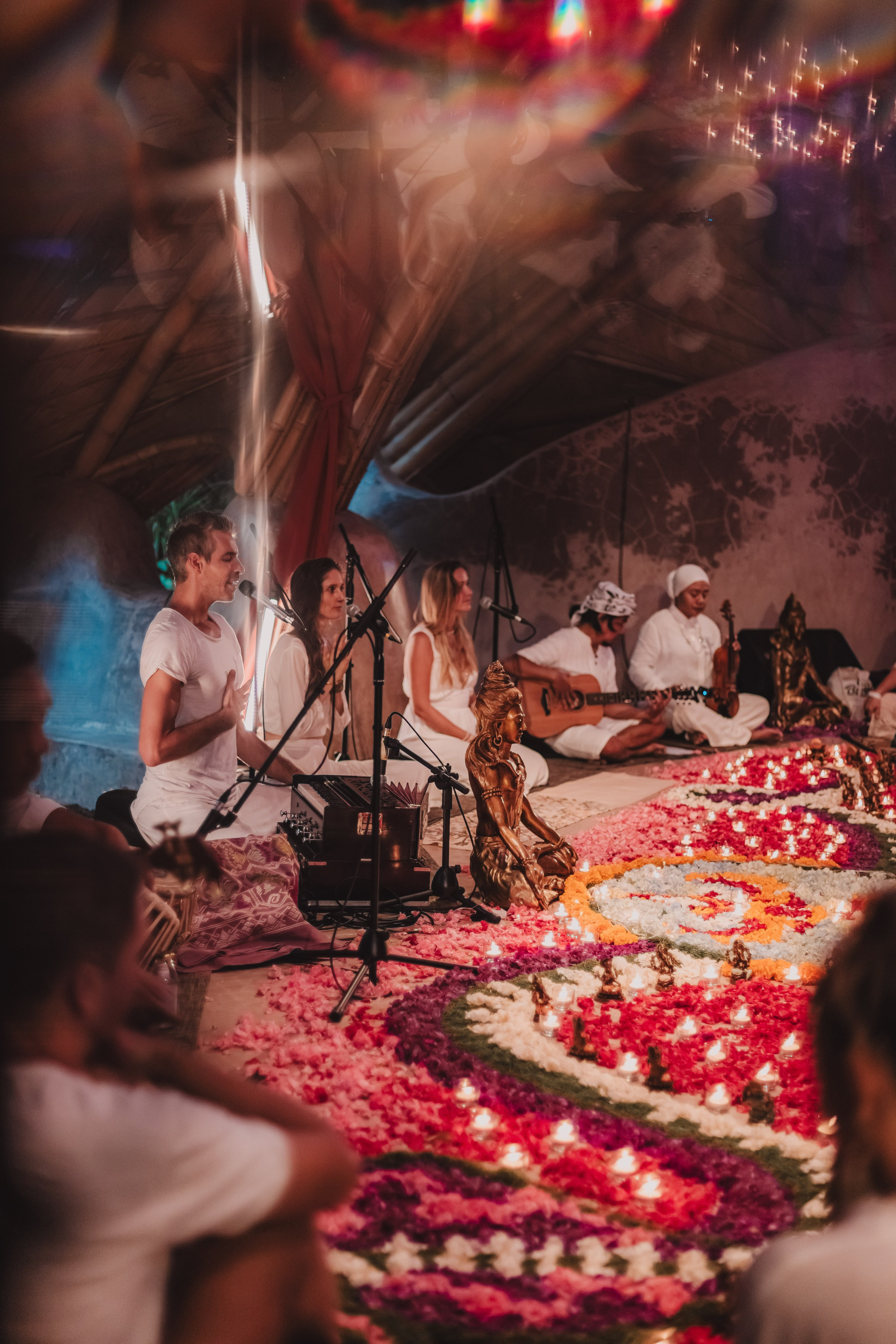 Bhakti Bliss kirtan at Alchemy. Mariam Bagdasaryan