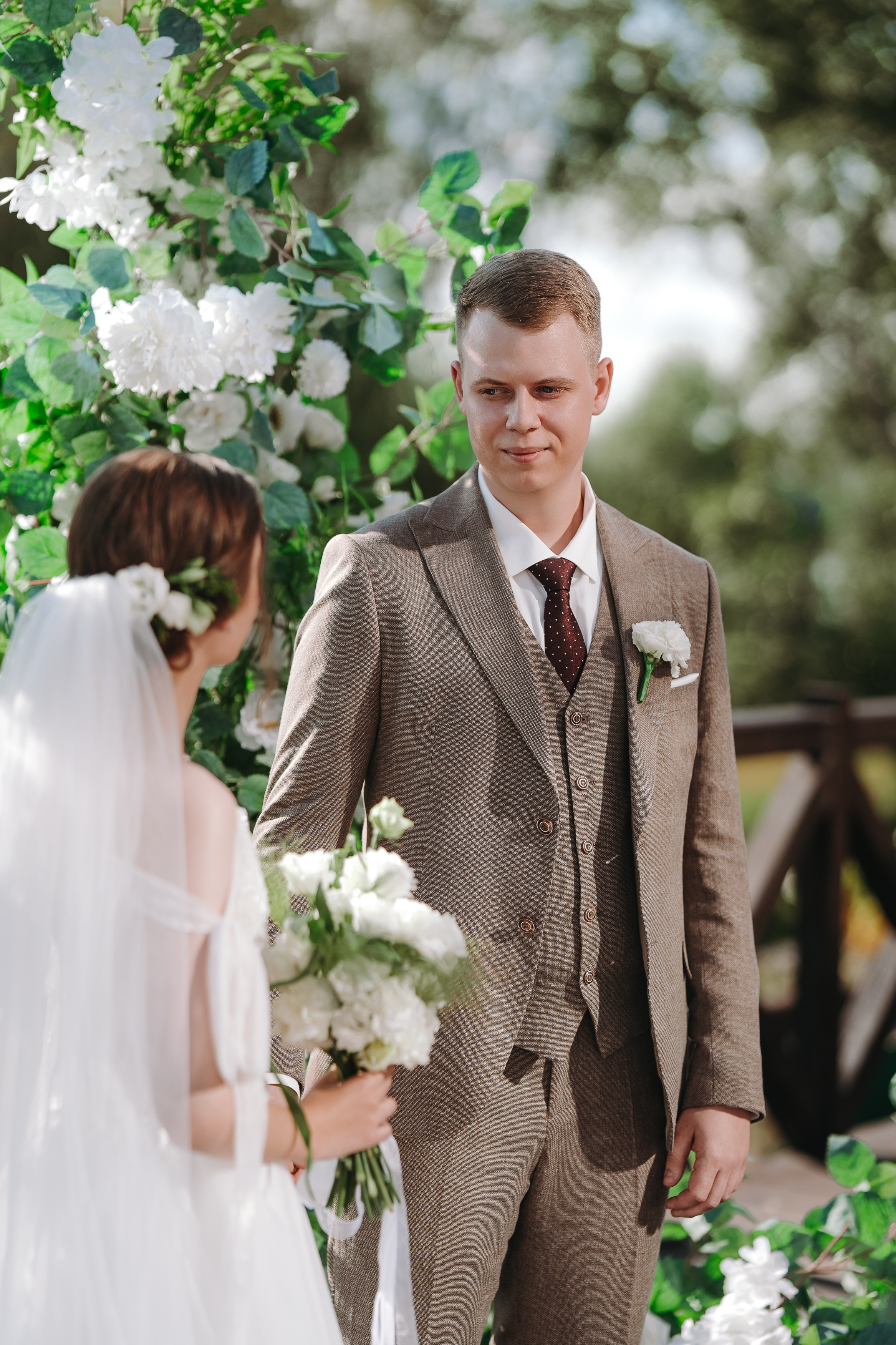 БАНКЕТНЫЙ ЗАЛ ТОРТУГА, ВЕДУЩИЙ АНДРЕЙ ОГНЕВ