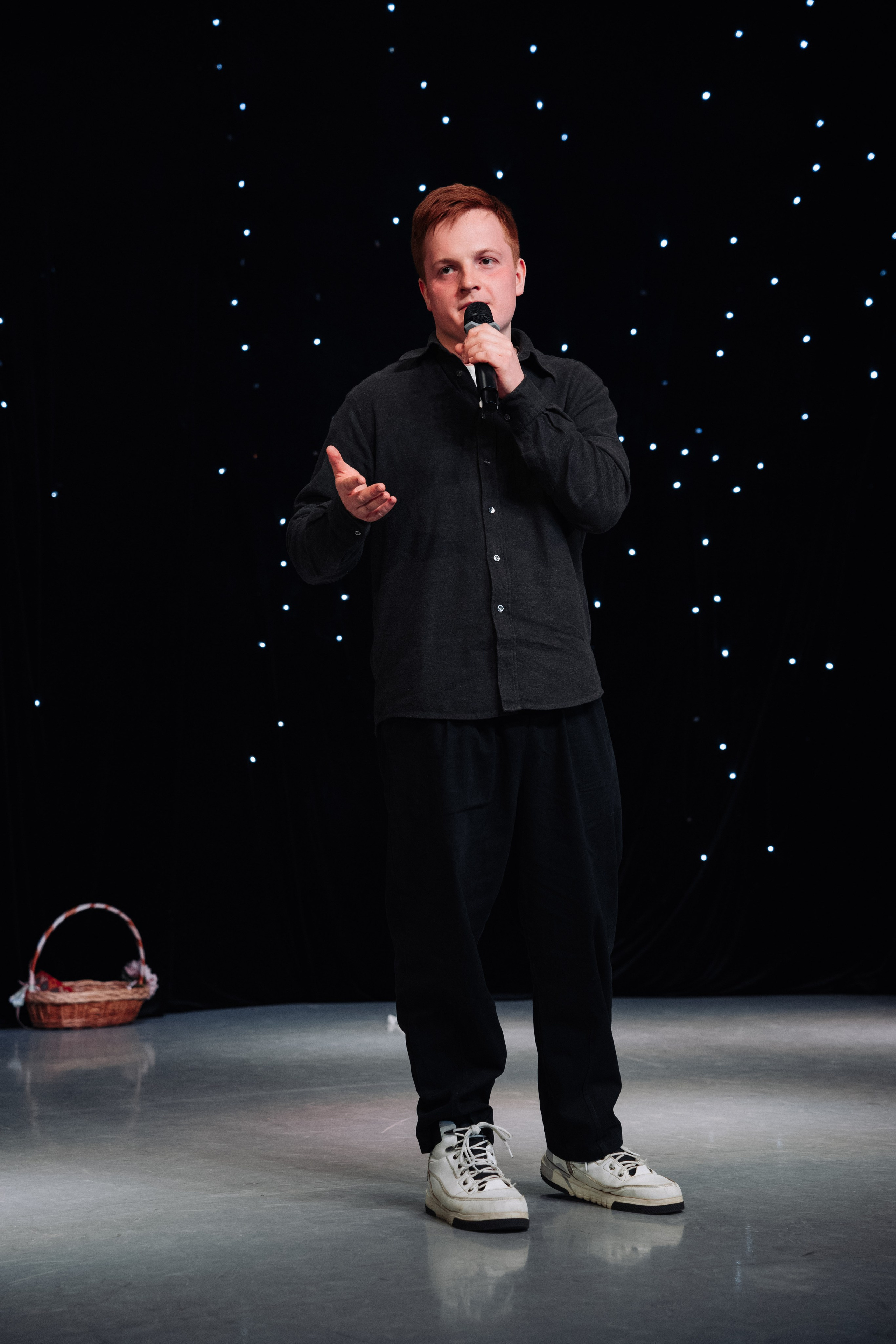 Благотворительный концерт в помощь Артему Сардаряну. Фотограф Артем Севостьянов. Профессиональная фотосъемка в Ногинске, Москве, Московской области и за границей