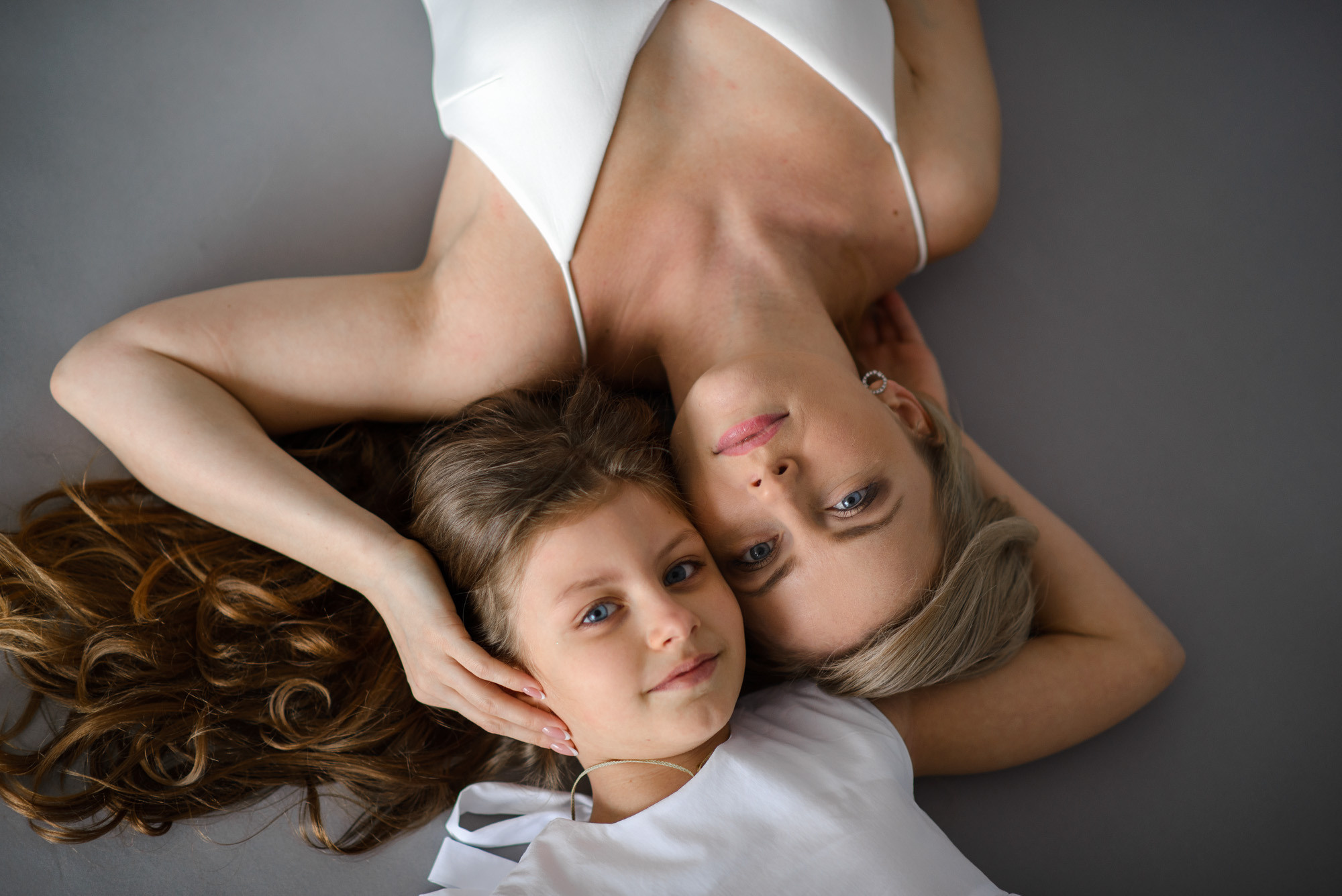 Семейная съёмка в студии. Семейный фотограф в Домодедово и Москве Елена Пичугина